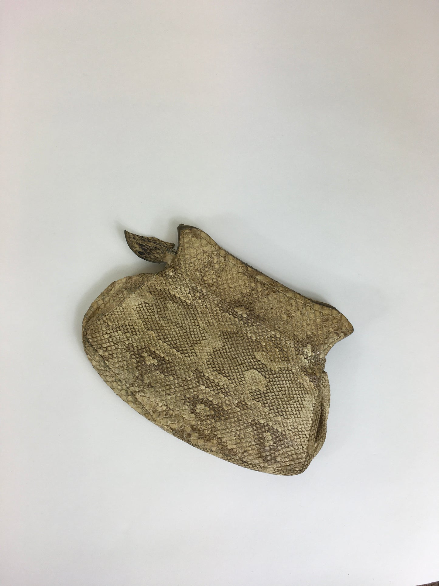 Original 1930’s Beautiful Skin Clutch Handbag - In A Fabulous Deco Shape