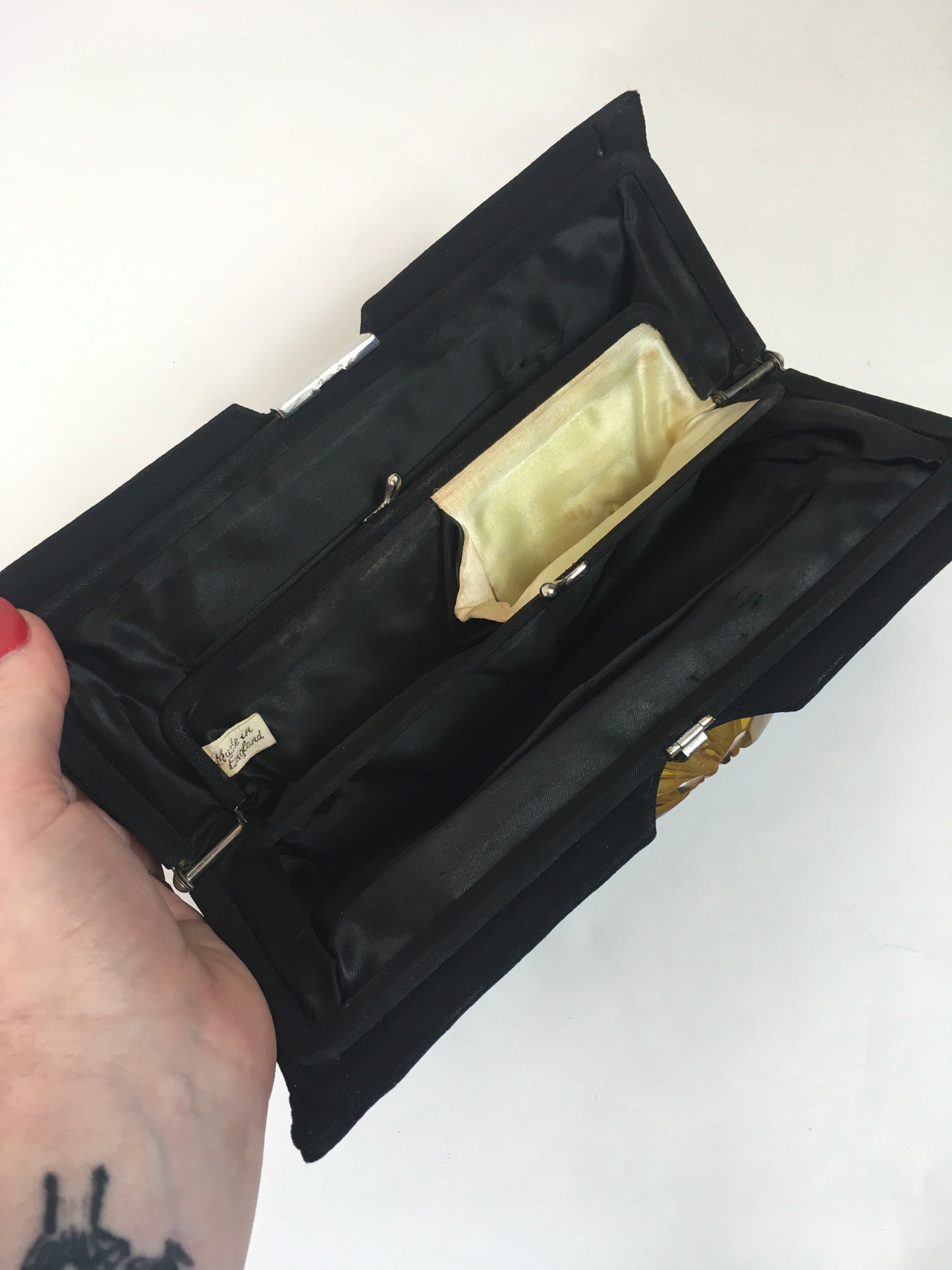 Original 1930's Stunning Embroidered Clutch Handbag - With Fan Shaped Lucite Clasp