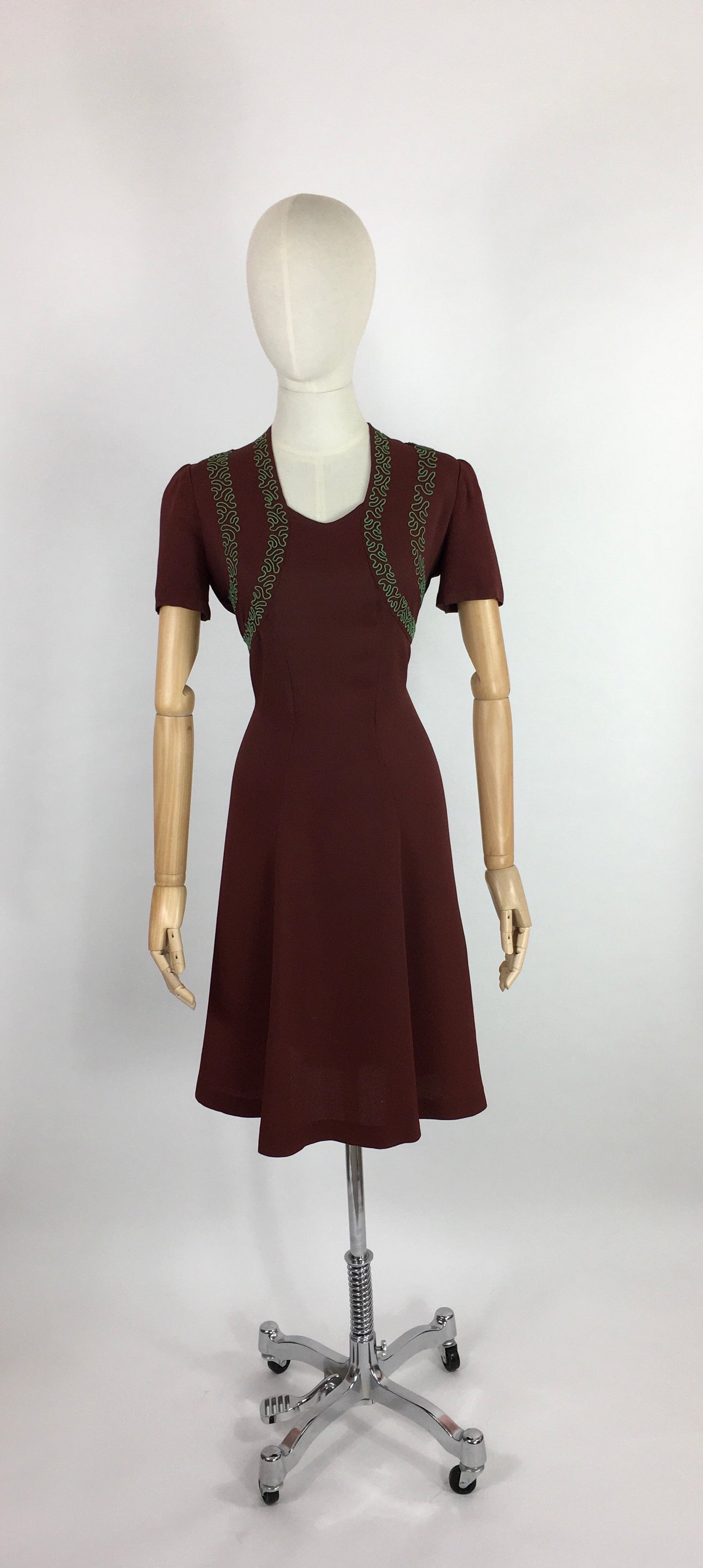 Original 1940’s Day Dress - In A Lovely Brown Crepe With Contrast Green Soutache Detailing