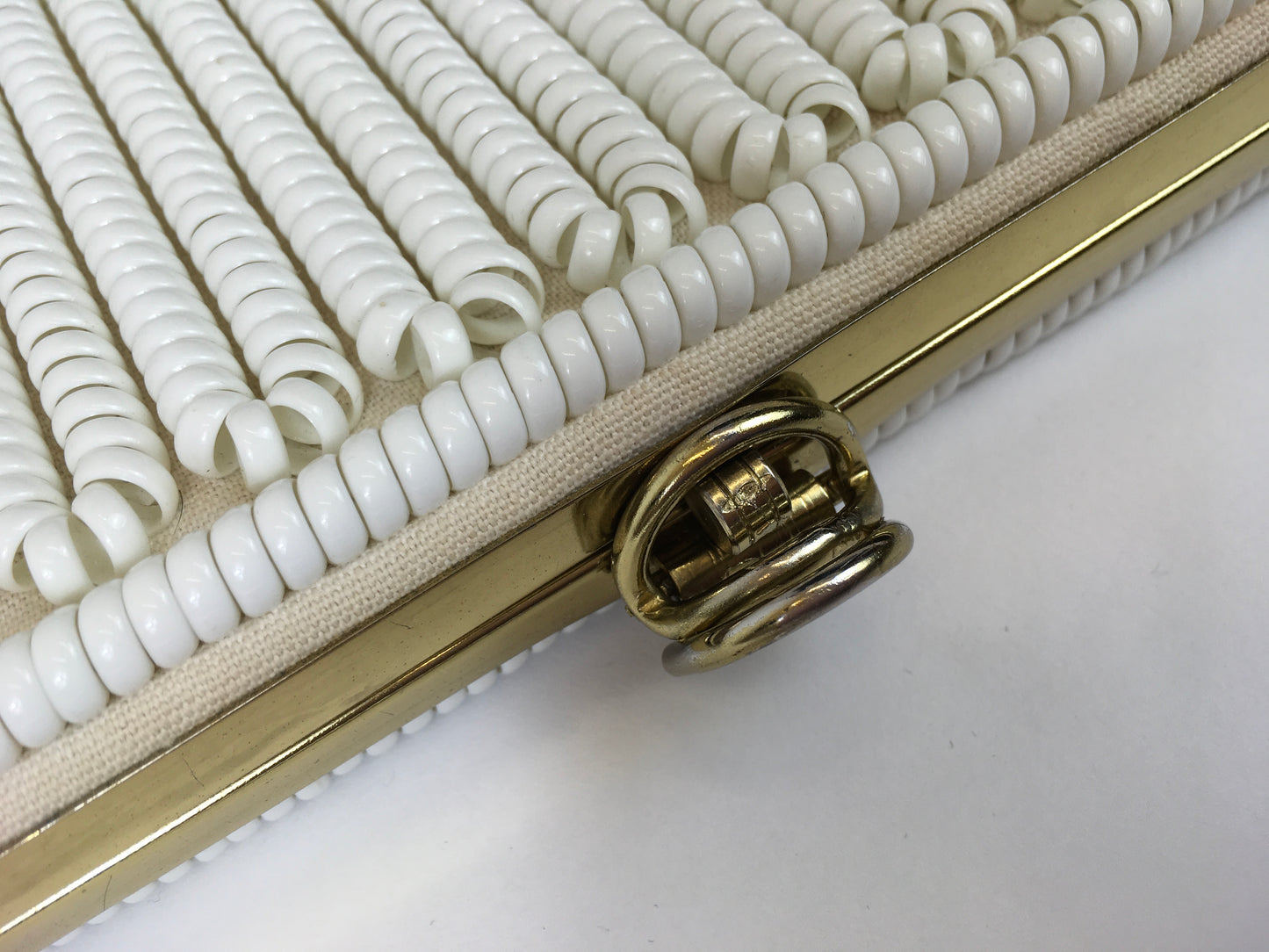 Original 1950s STUNNING White Telephone Cord Clutch Bag - Lovely Gold Frame Detailing