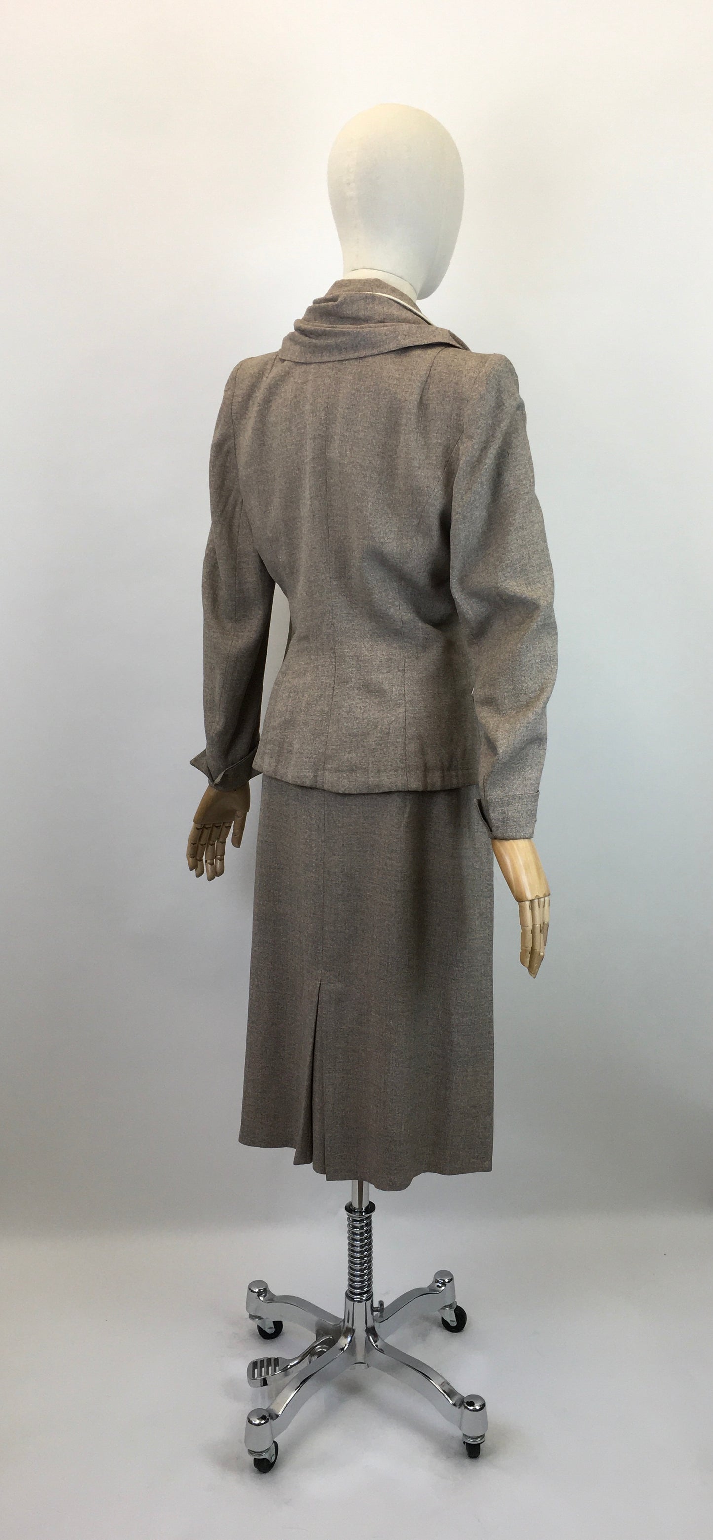 Original 1940's STUNNING 3pc Suit - In Soft Fawn with A Draped Tasselled Scarf