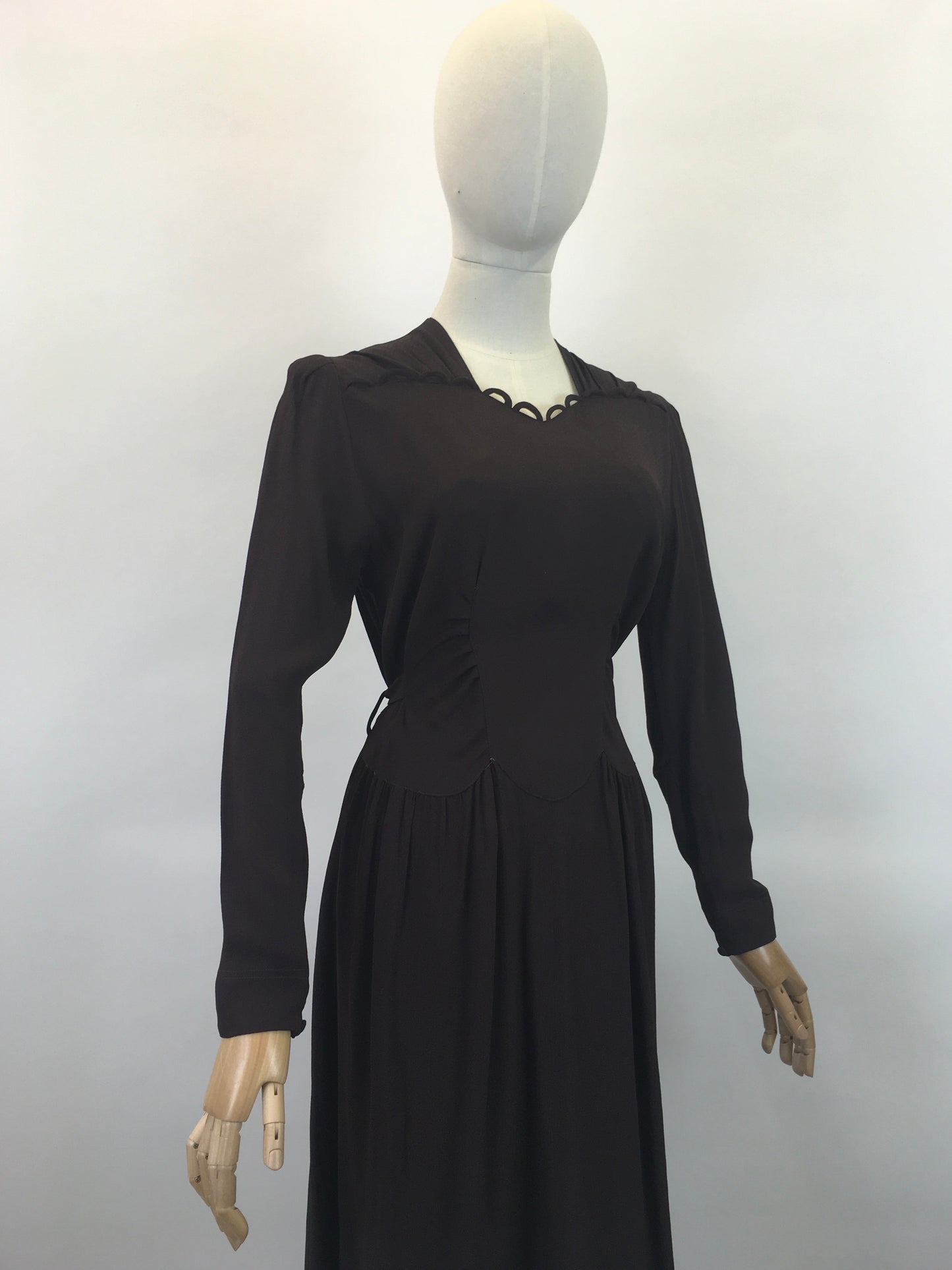 Original 1940's Sublime ' Mary Browne' CC41 Crepe Dress - In A Warming Brown with Roulette Loop Detailing