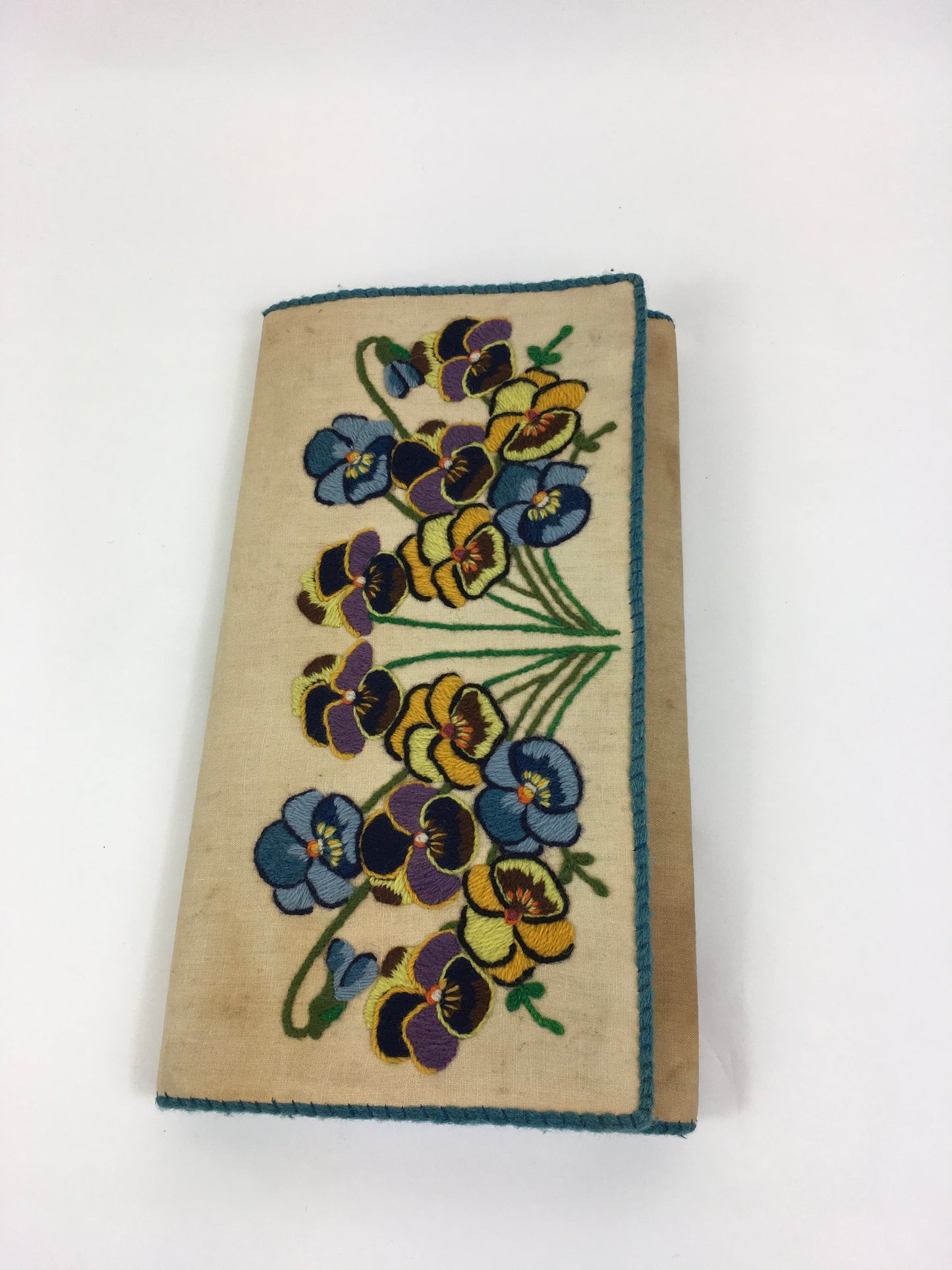 Original 1930’s Exquisite Embroidered Linen Clutch Handbag - With Stunning Details & Colour Pallet