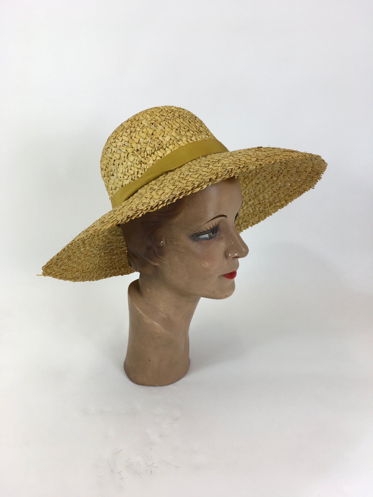 Original Early 1930’s Sensational Raffia Straw Hat - In Sunshine Yellow With Ribbon Trimming