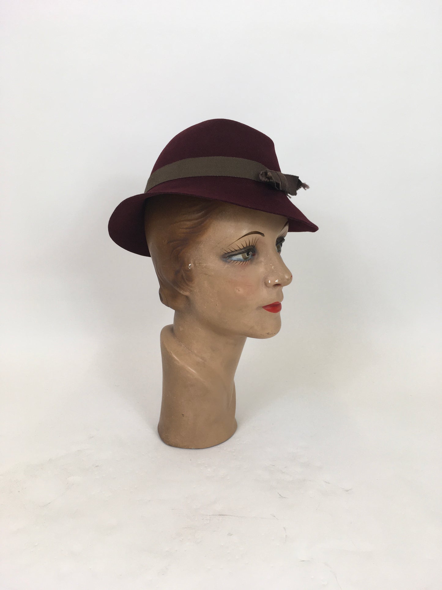 Original 1930's Fabulous Fedora Tilt Hat - In A Warm Winter Berry