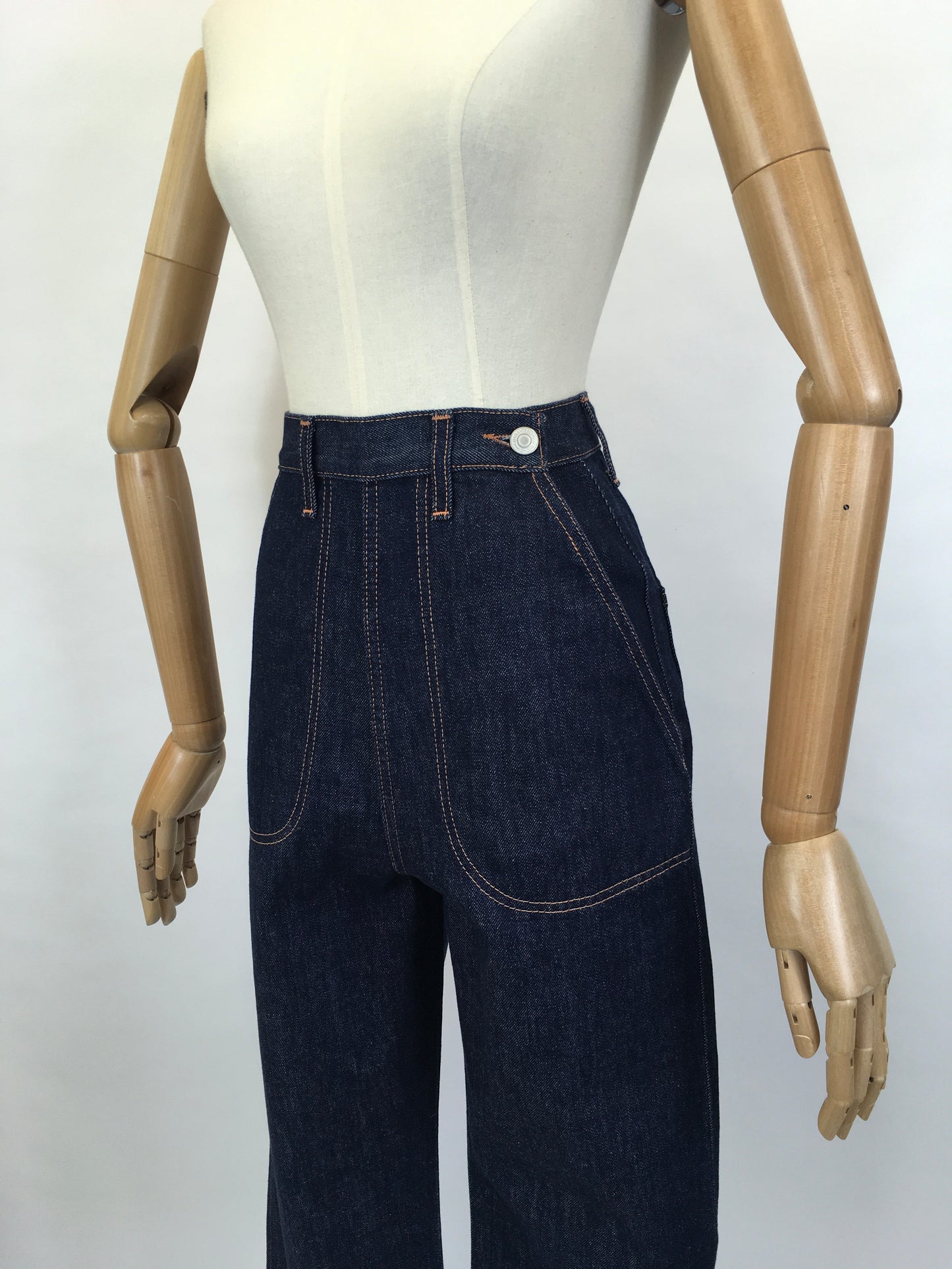 Freddie’s Of Pinewood Classic Jeans - In Denim