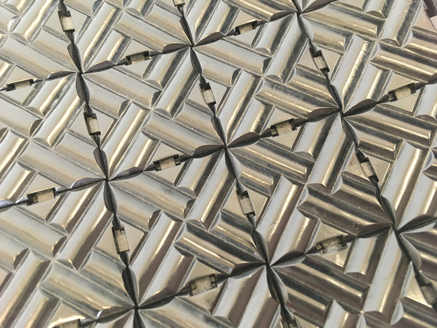 Original 1940’s Black Plastic Tiled Clutch Handbag - In An Almost Crosshatch Tilework