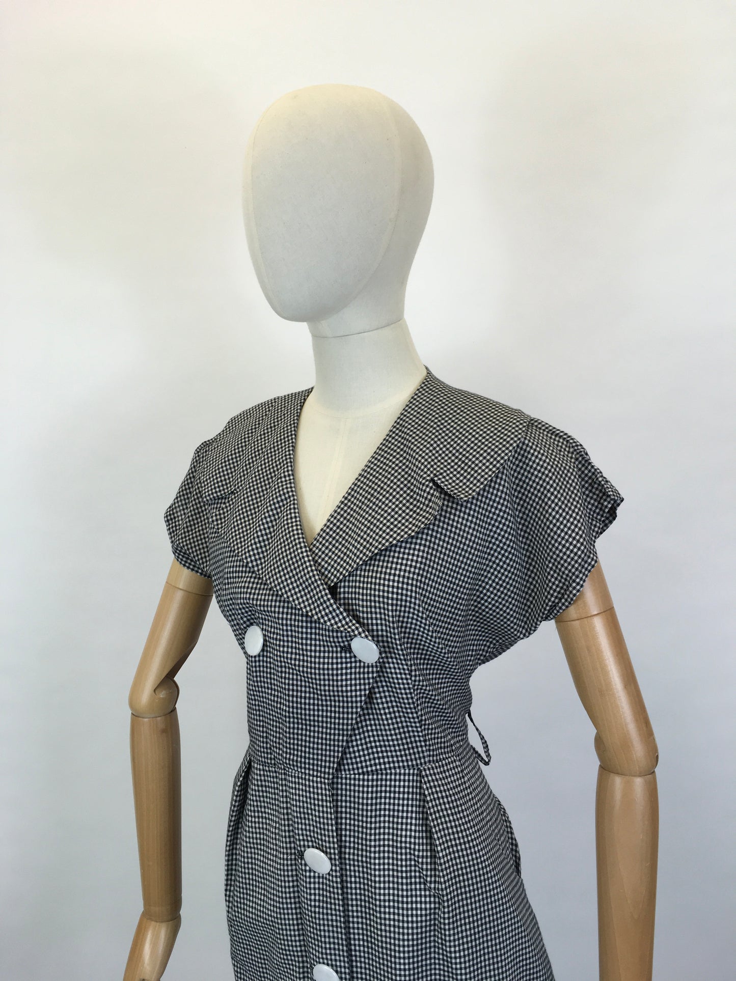 Original 1950’s Fabulous Cotton Day Dress - In A Black And White Gingham Check