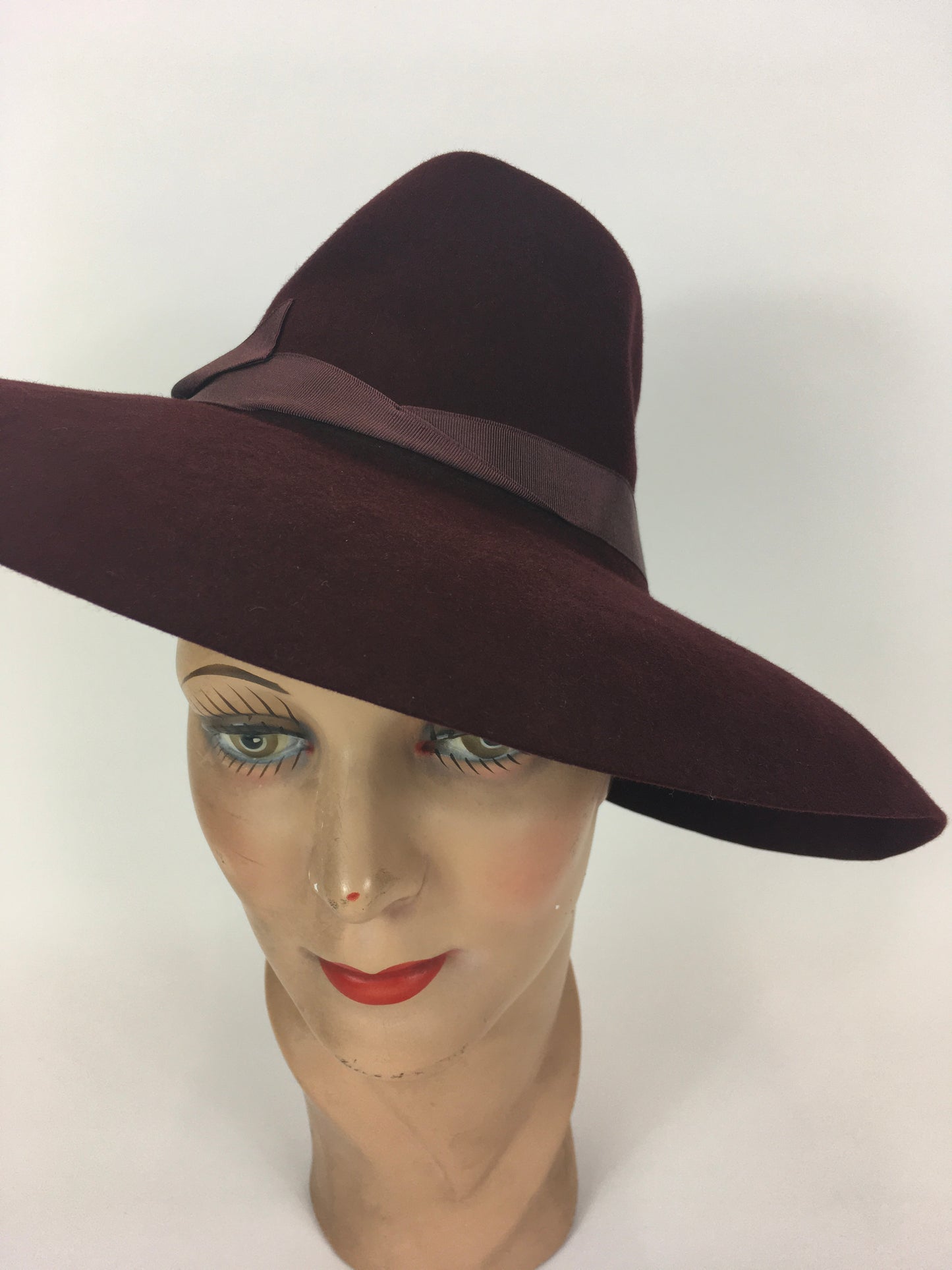Original 1940’s SENSATIONAL Deep Wine Brimmed Fedora - With Grosgrain Ribbon Banding