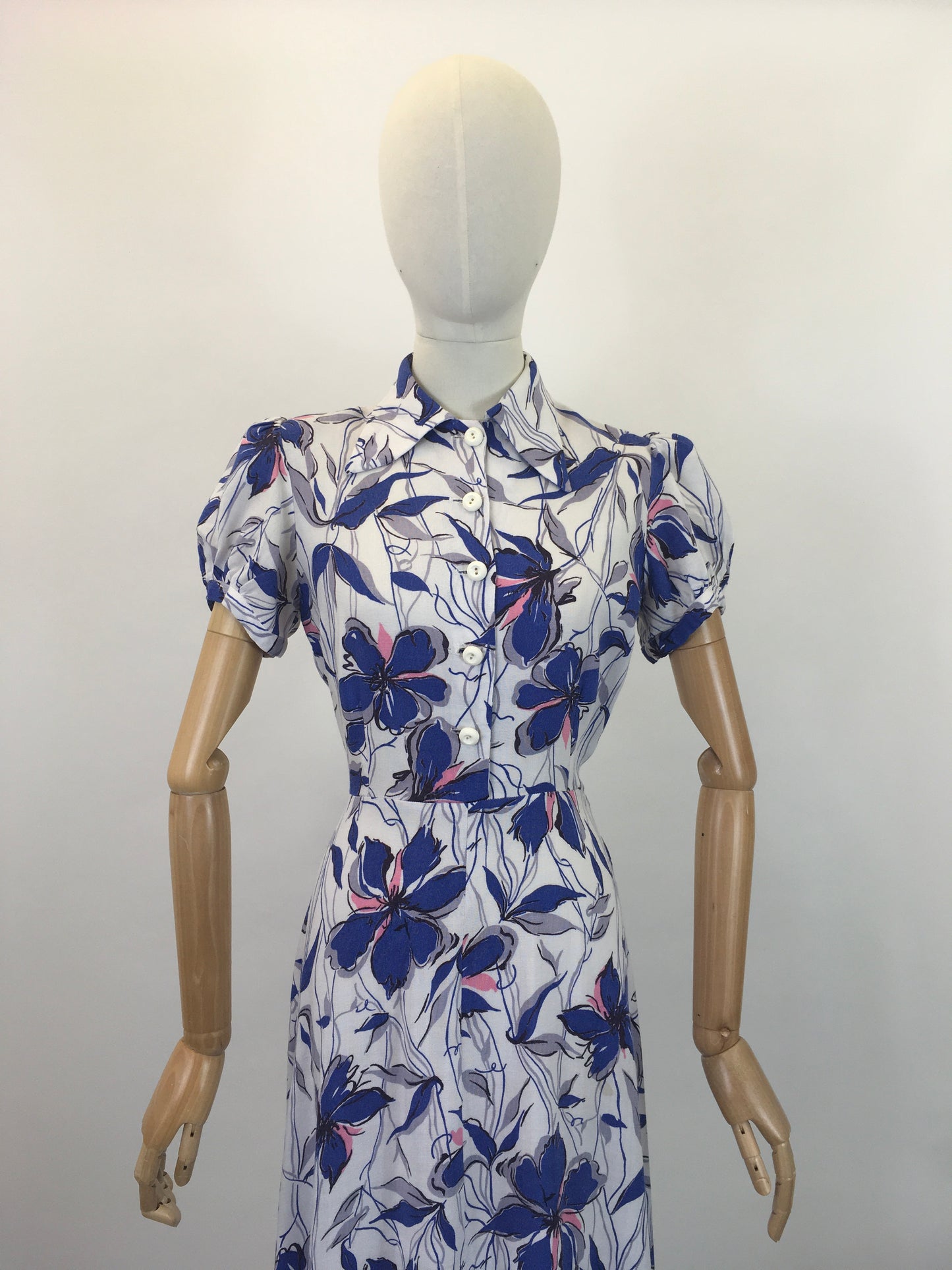 Original 1940's Darling Moygashol Linen Day Dress - In Navy, Off White, Blush & Grey