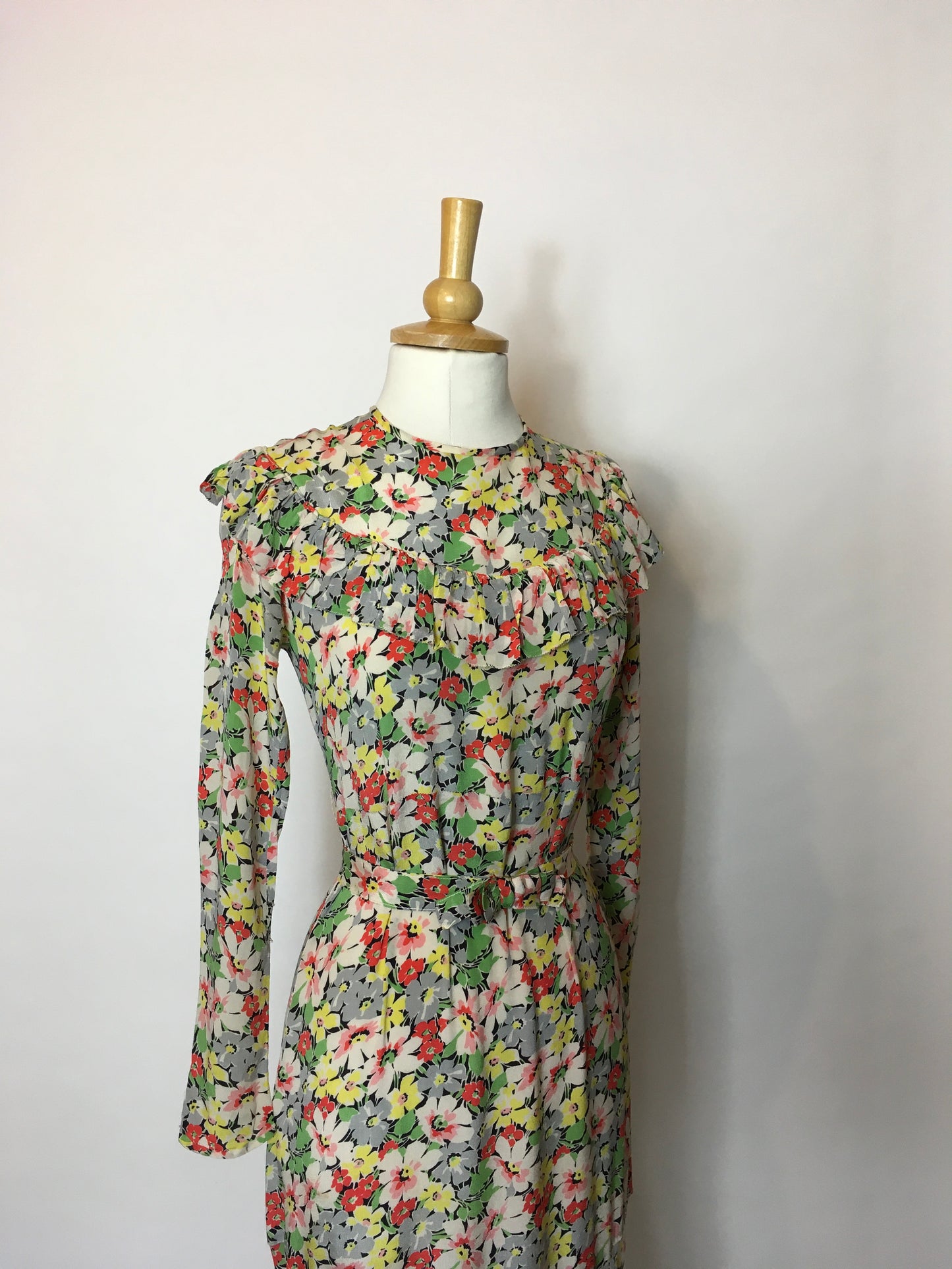 Original 1930s Darling Day Dress In English Meadow Print Selling As Is - Festival of Vintage Fashion Show Exclusive