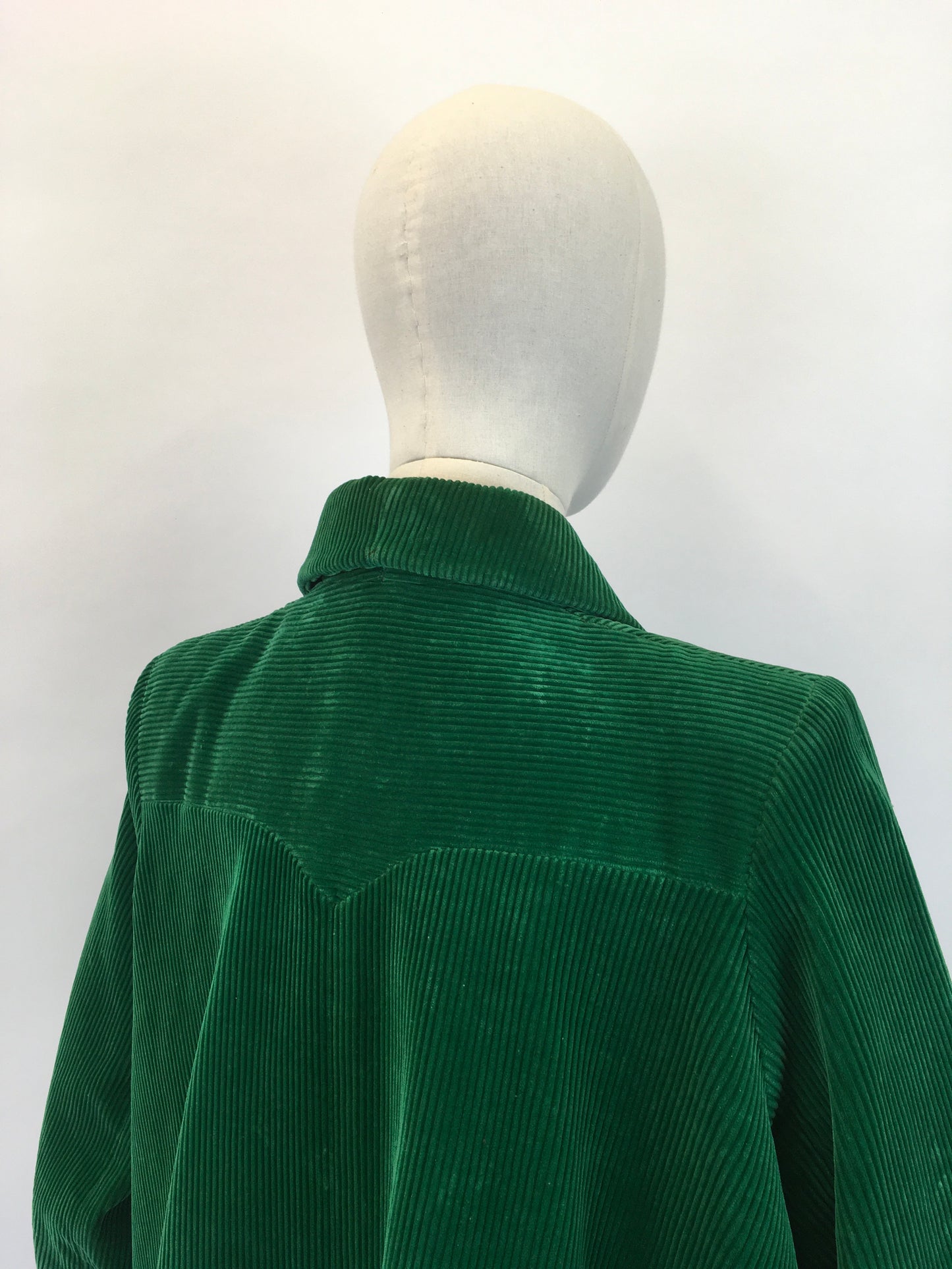 Original 1940's Needlepoint Corduroy Swing Coat - In An Exquisite Emerald Green