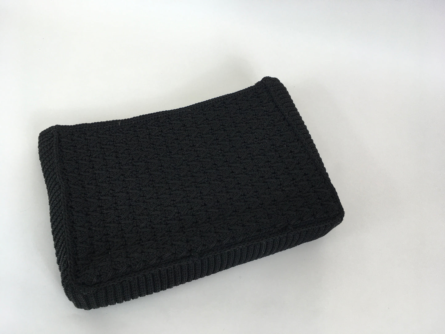 Original 1940’s Beautiful Crochet Clutch Bag in Black - With Large Lucite Pull
