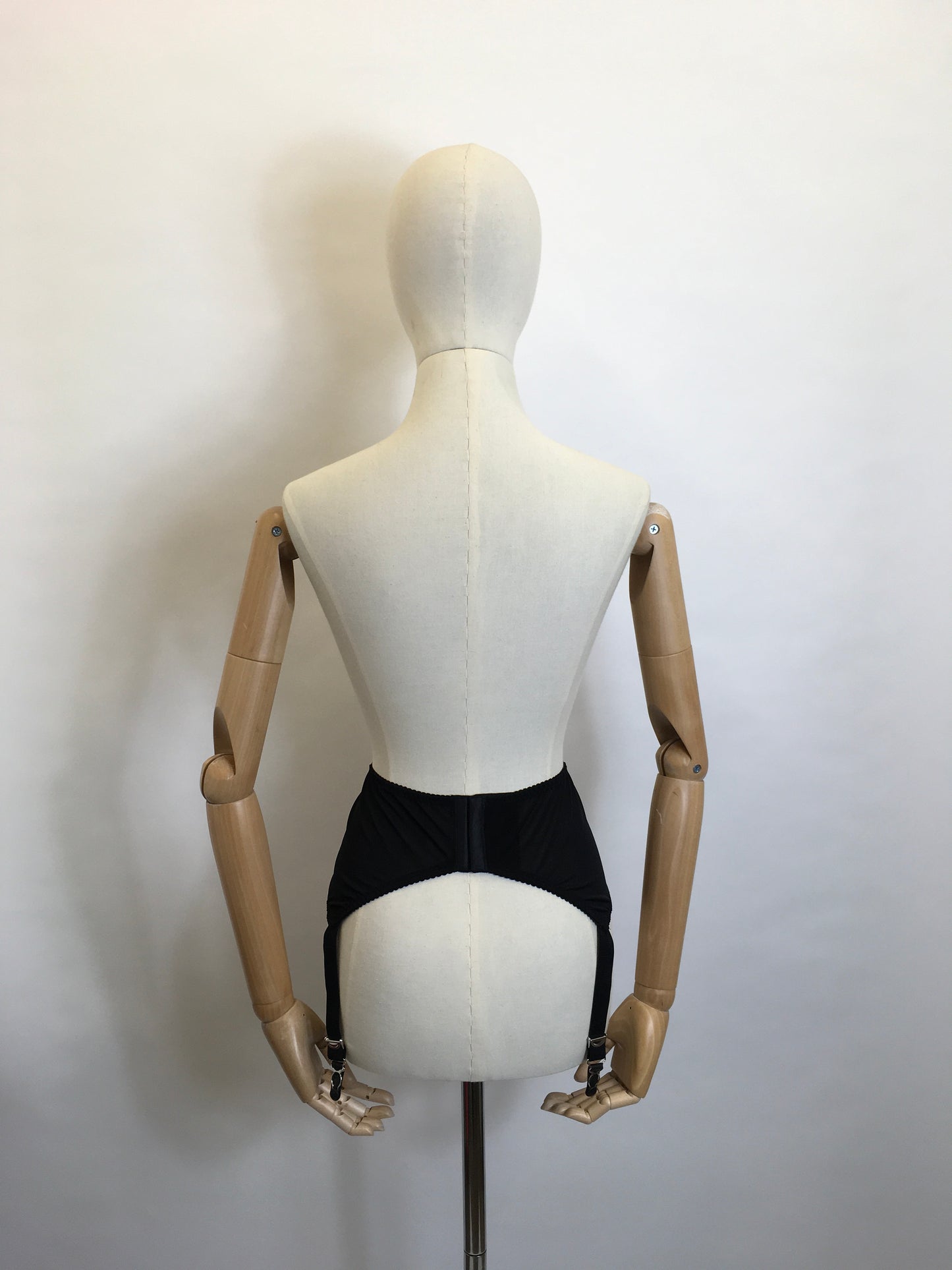 What Katie Did Lingerie - Glamour Matresse Suspender Belt in Black