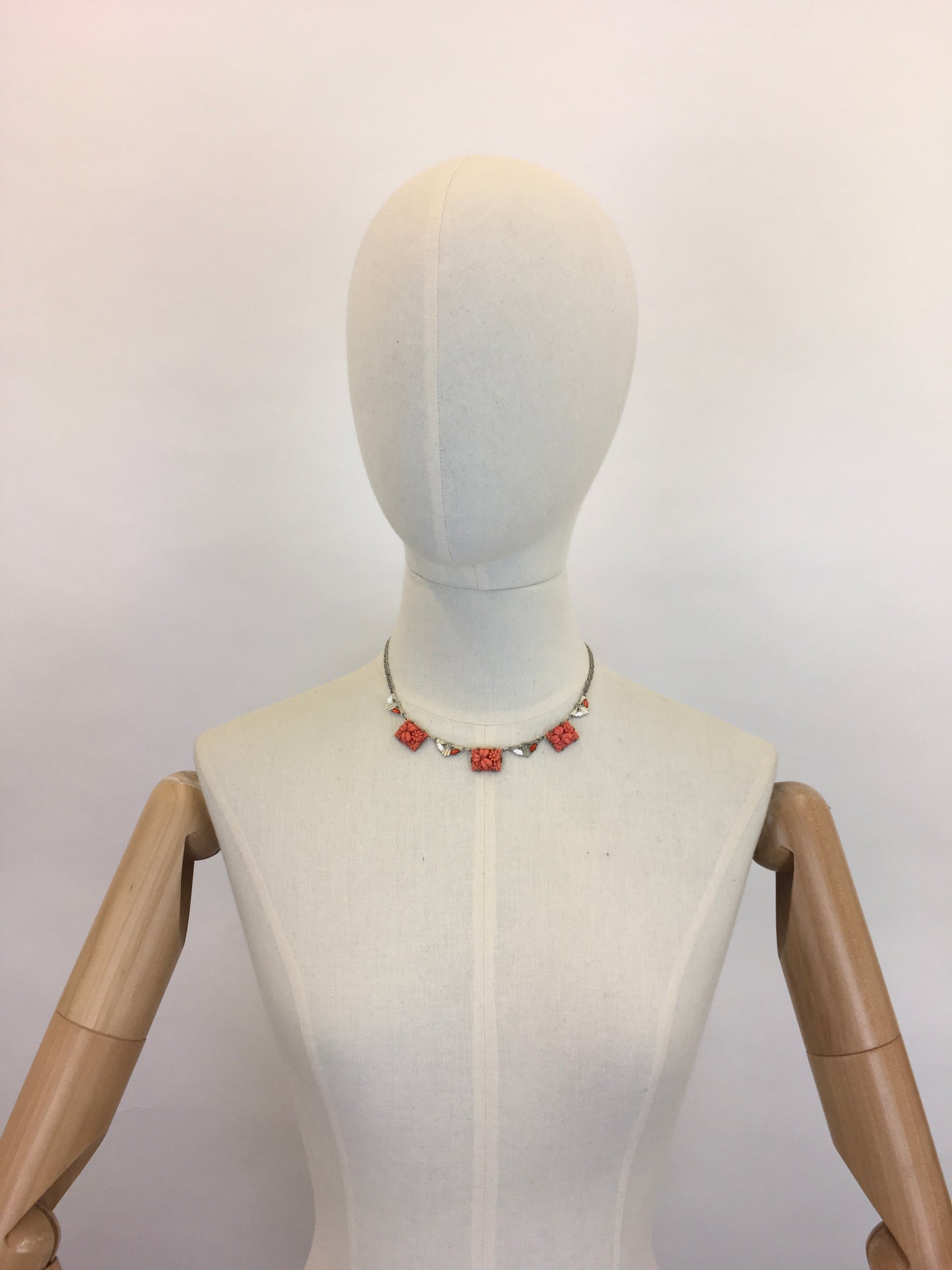 Original 1930s Coral Pressed Glass & Enamel Necklace - With Intricate Deco Detailing