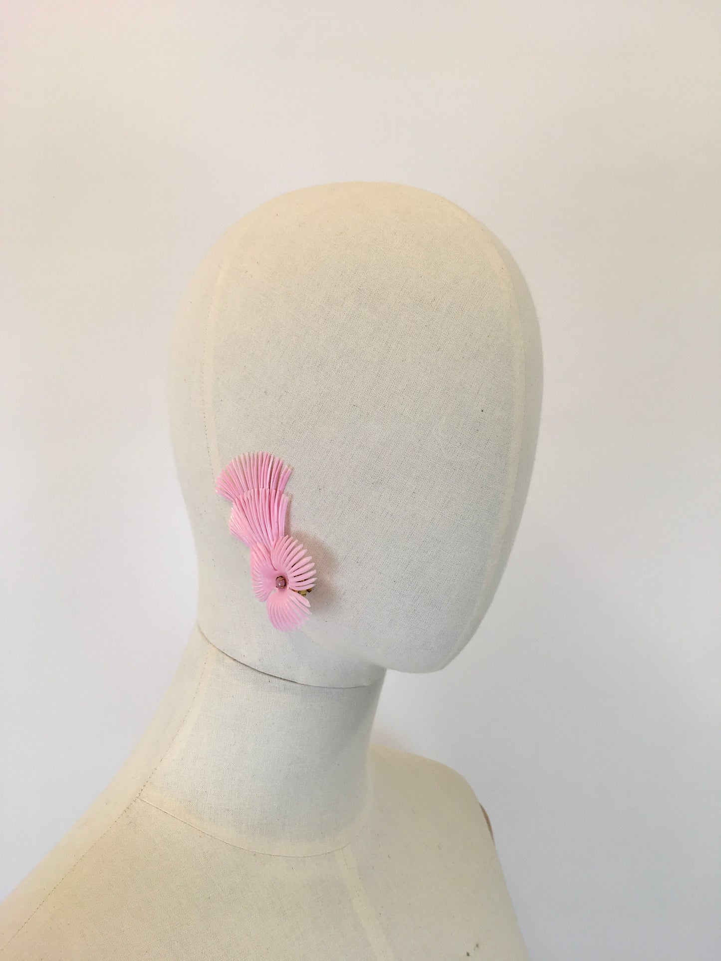 Original 1950’s Plastic Climber Clip on Earrings - In Bubblegum Pink