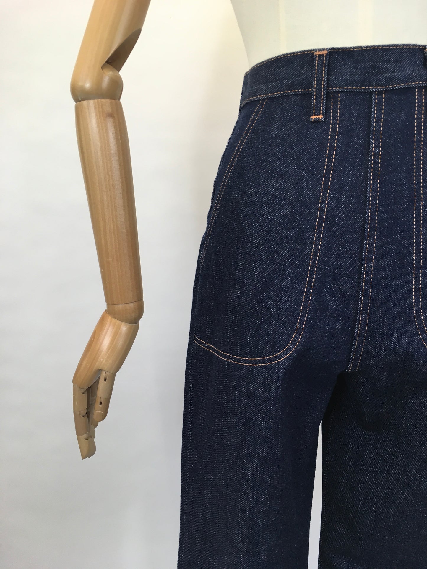 Freddie’s Of Pinewood Classic Jeans - In Denim
