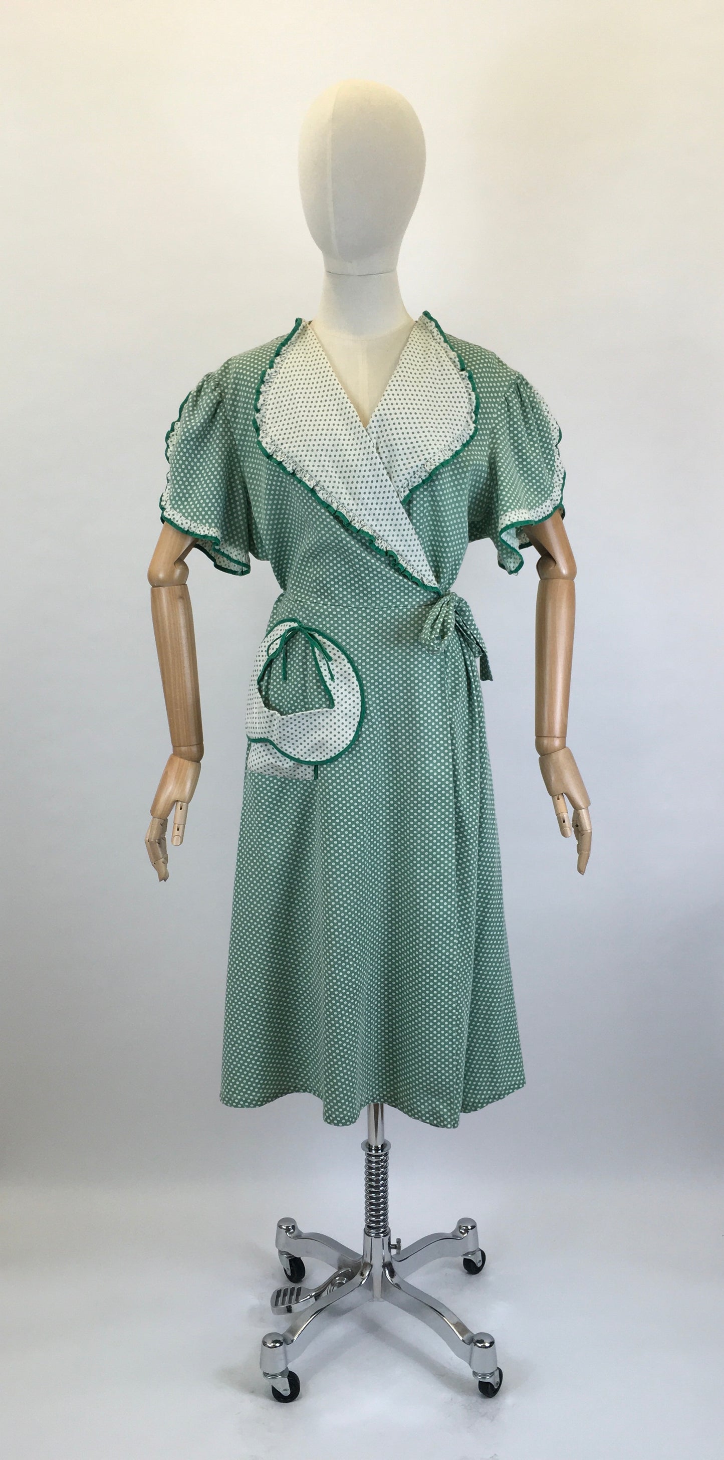 Original 1940’s SENSATIONAL Wrap House Dress - In A Fabulous Green & White Polka Dot