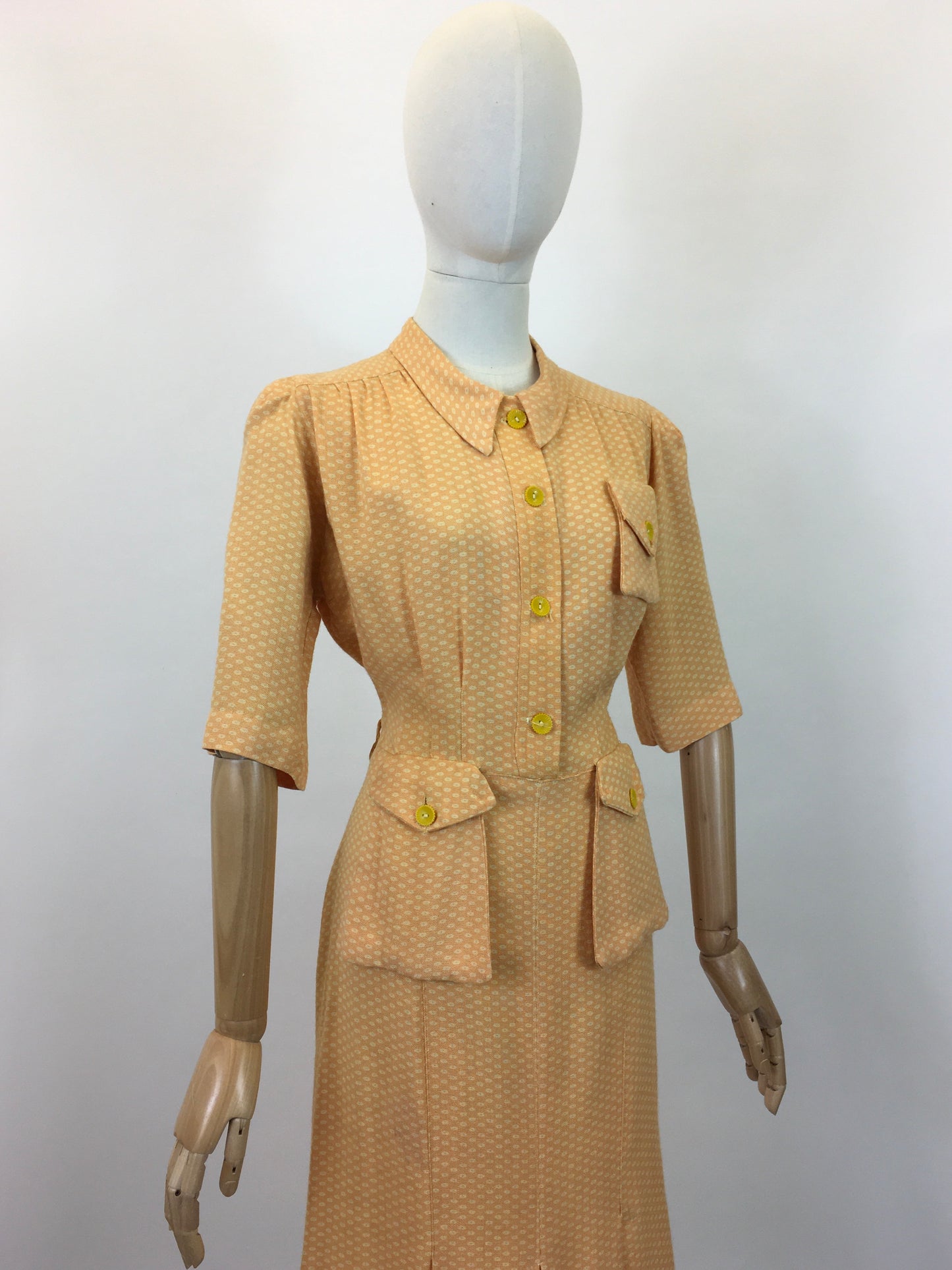Original 1940's Gorgeous Moygashol Linen Dress - In An Apricot Polka Dot With Yellow Buttons