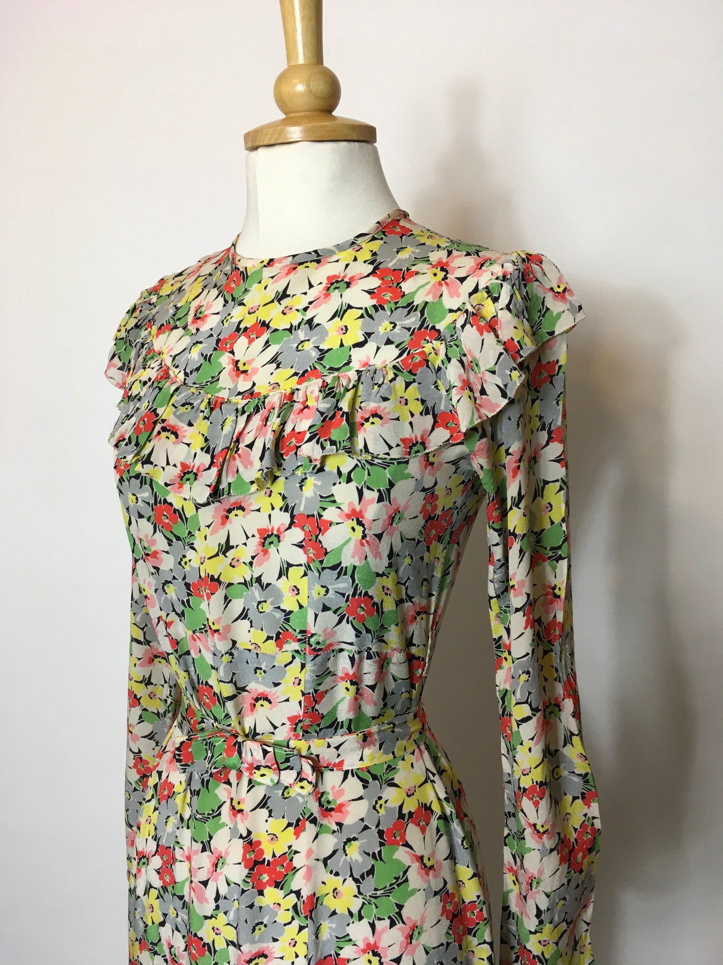 Original 1930s Darling Day Dress In English Meadow Print Selling As Is - Festival of Vintage Fashion Show Exclusive