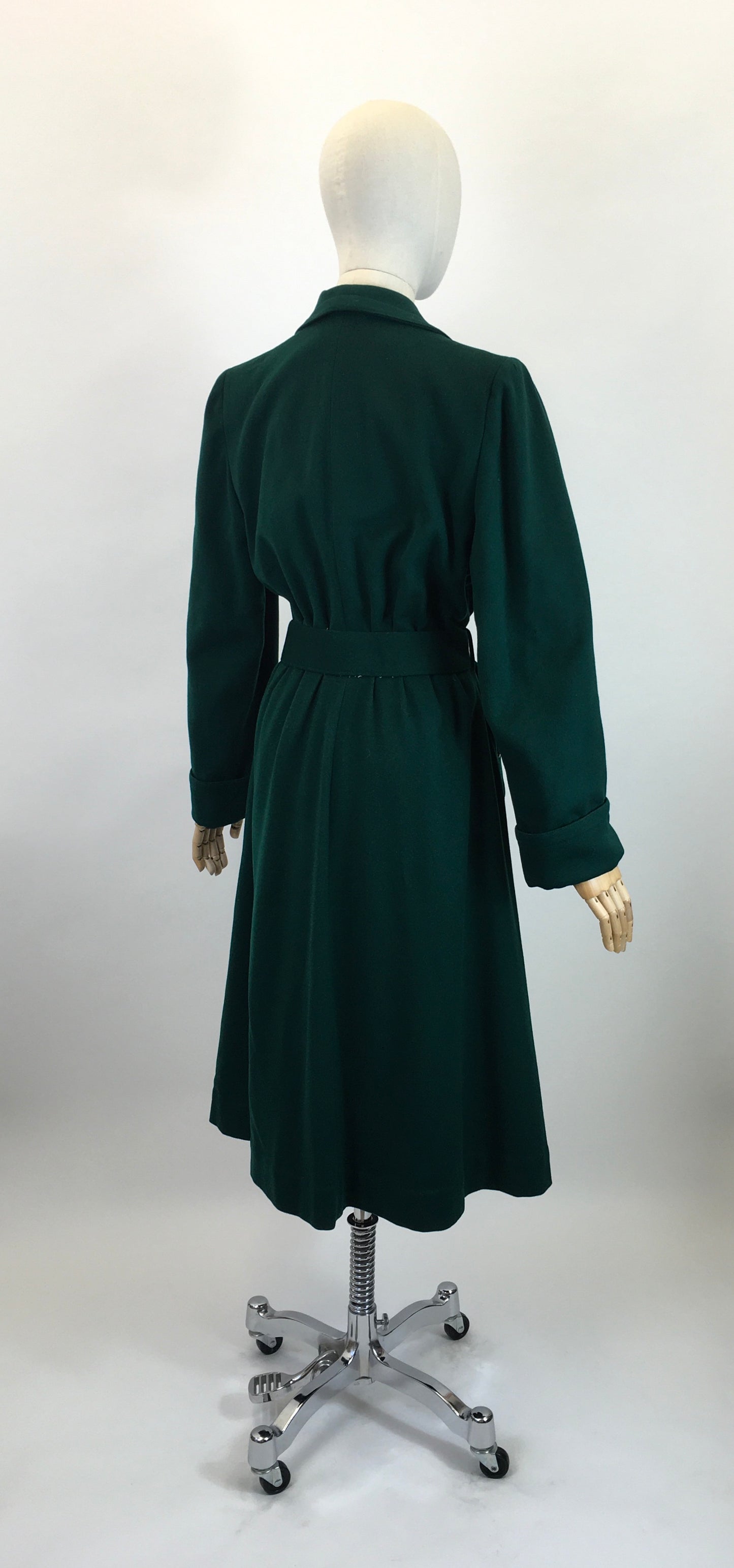 Original 1940's SENSATIONAL Belted Wool Coat - In An Emerald Green