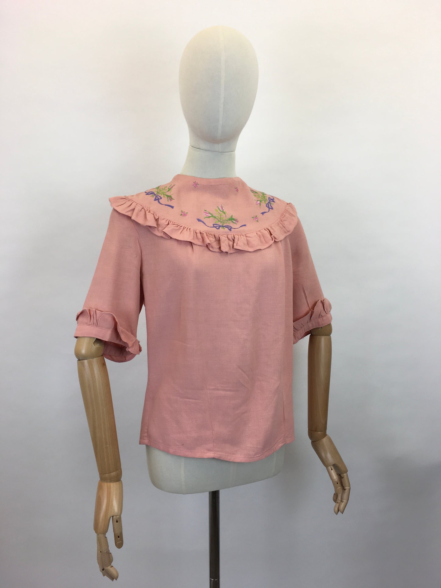 Original 1940s Linen Blouse - In A Beautiful Rose Pink with Floral Embroidery and Pleated Edge