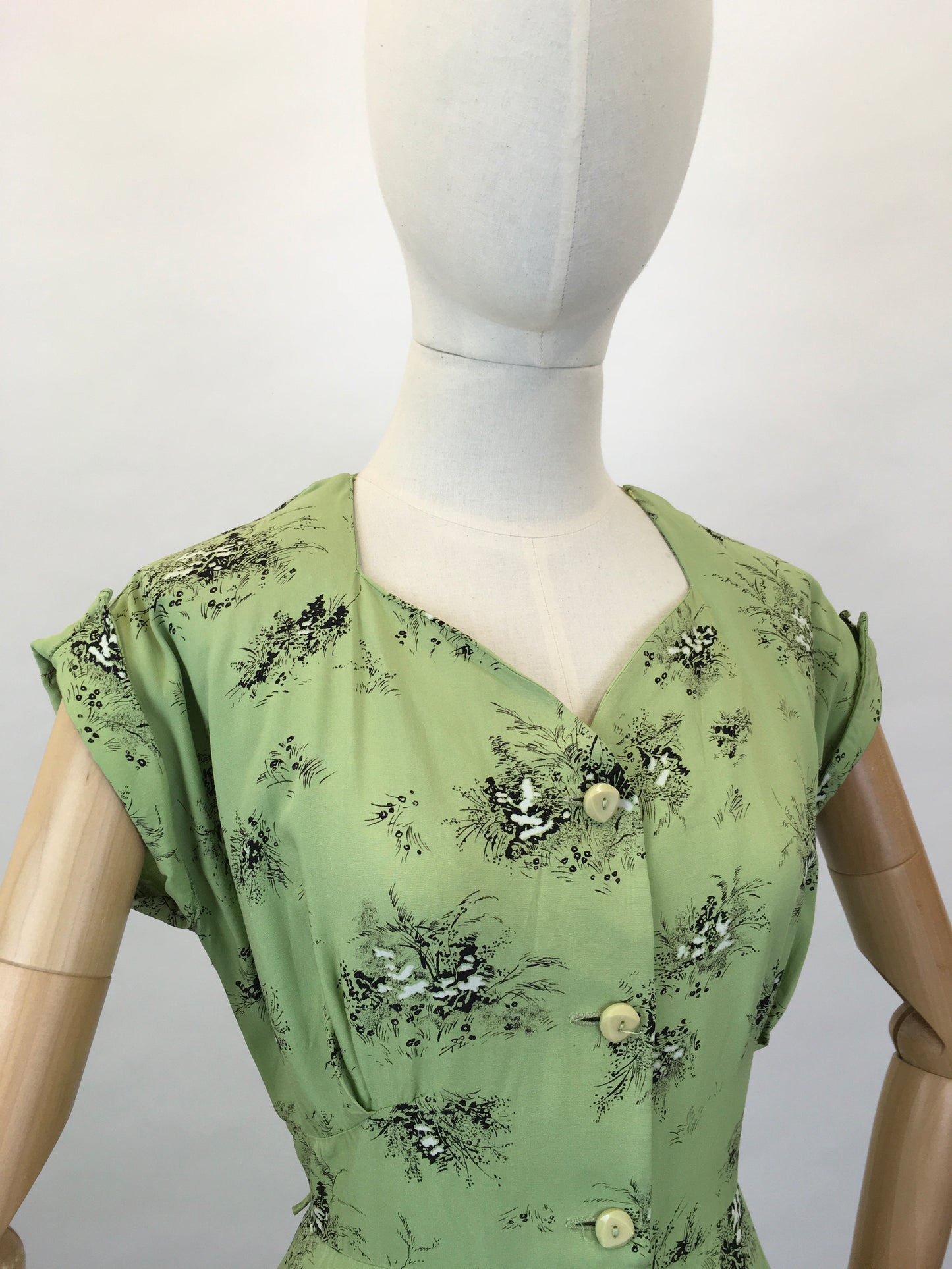 Original Late 1940’s ‘ St. Michael’ Cotton Day Dress - In a Beautiful Green and Black Stencilled Floral Print
