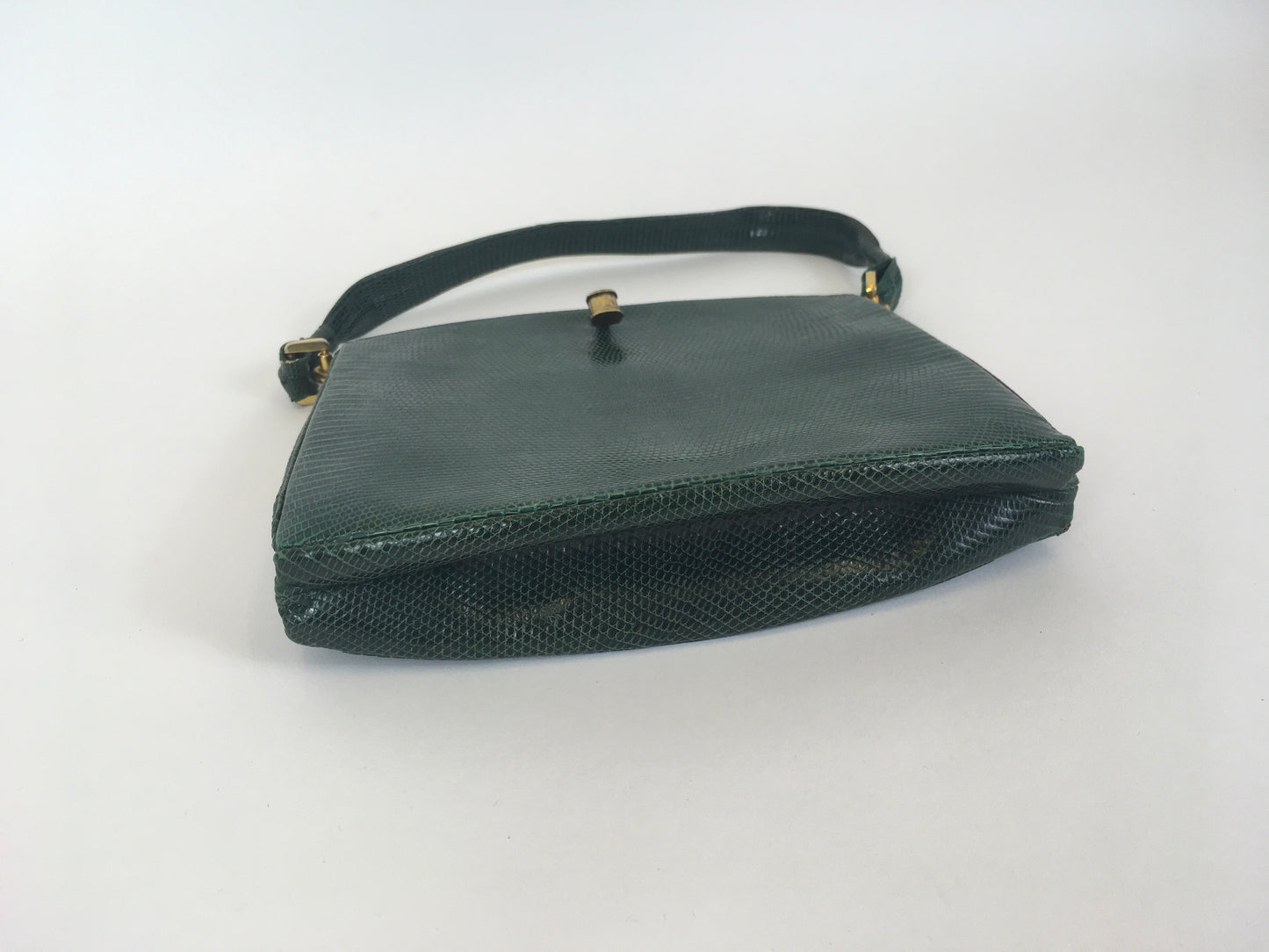 Original 1930’s Green Skin Handbag - In A Fabulous Art Deco Shape
