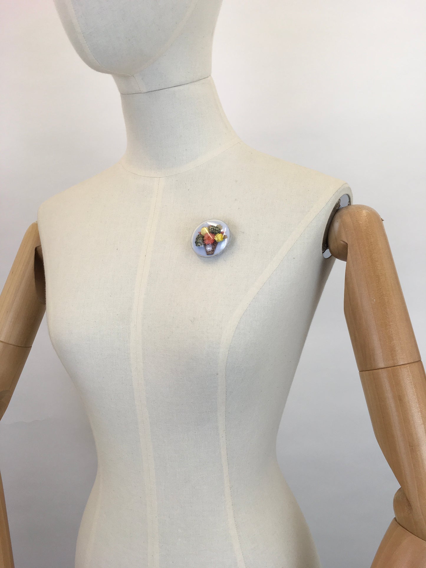 Original 1940s Lucite Brooch With Dried Flower Basket - In Lovely Soft Pastels