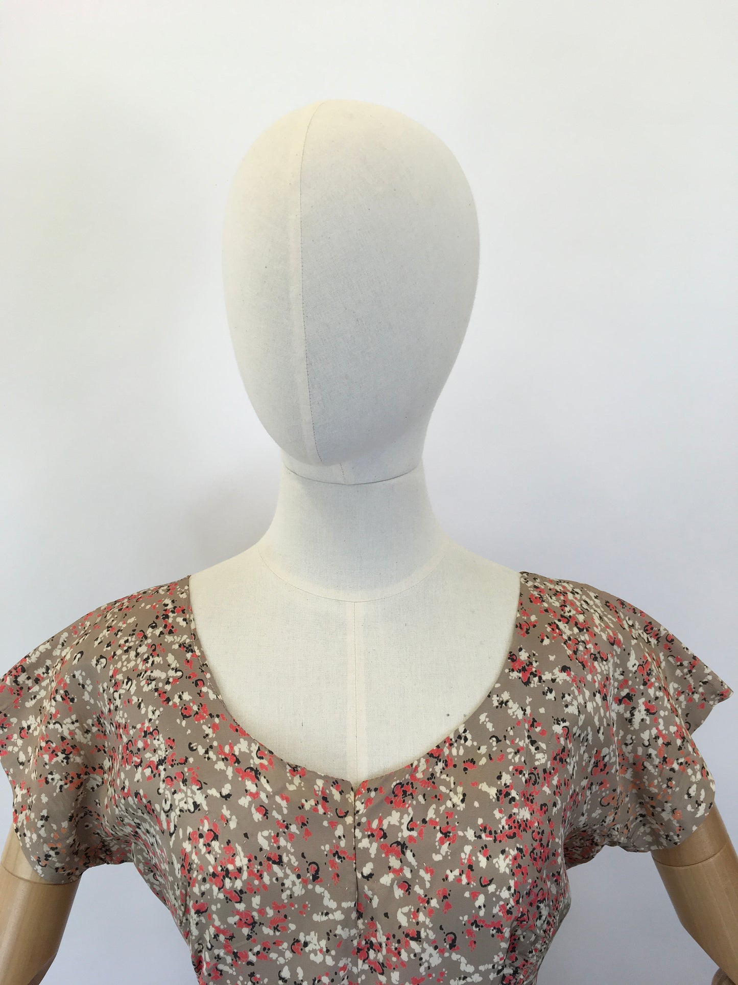 Original 1950’s Darling Evening Cocktail Dress - In A Beige, Fawn, Coral & Black Colourway