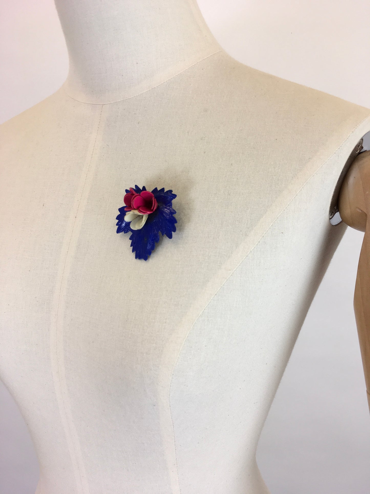 Original 1940’s Celluloid Floral and Leaf Brooch - In Blue, Pink and Cream