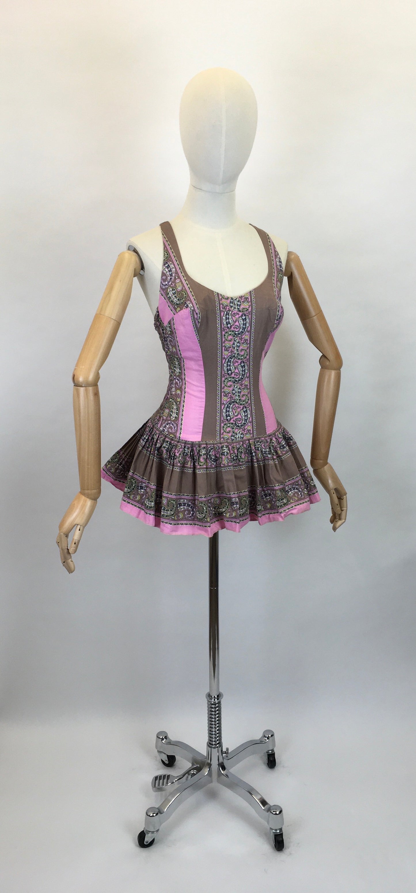 Original 1950’s ‘ Dorothy Perkins ‘ Bathing Costume - In a Lovely Colour Block and Paisley Print Cotton