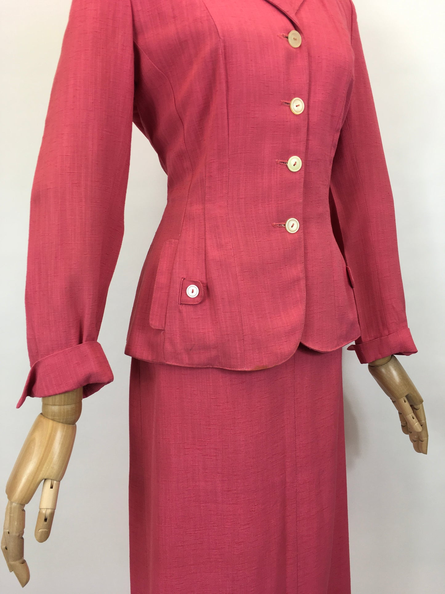 Original 1940’s Fabulous Bubblegum Pink 2pc Suit - In A Gorgeous Linen Fabric