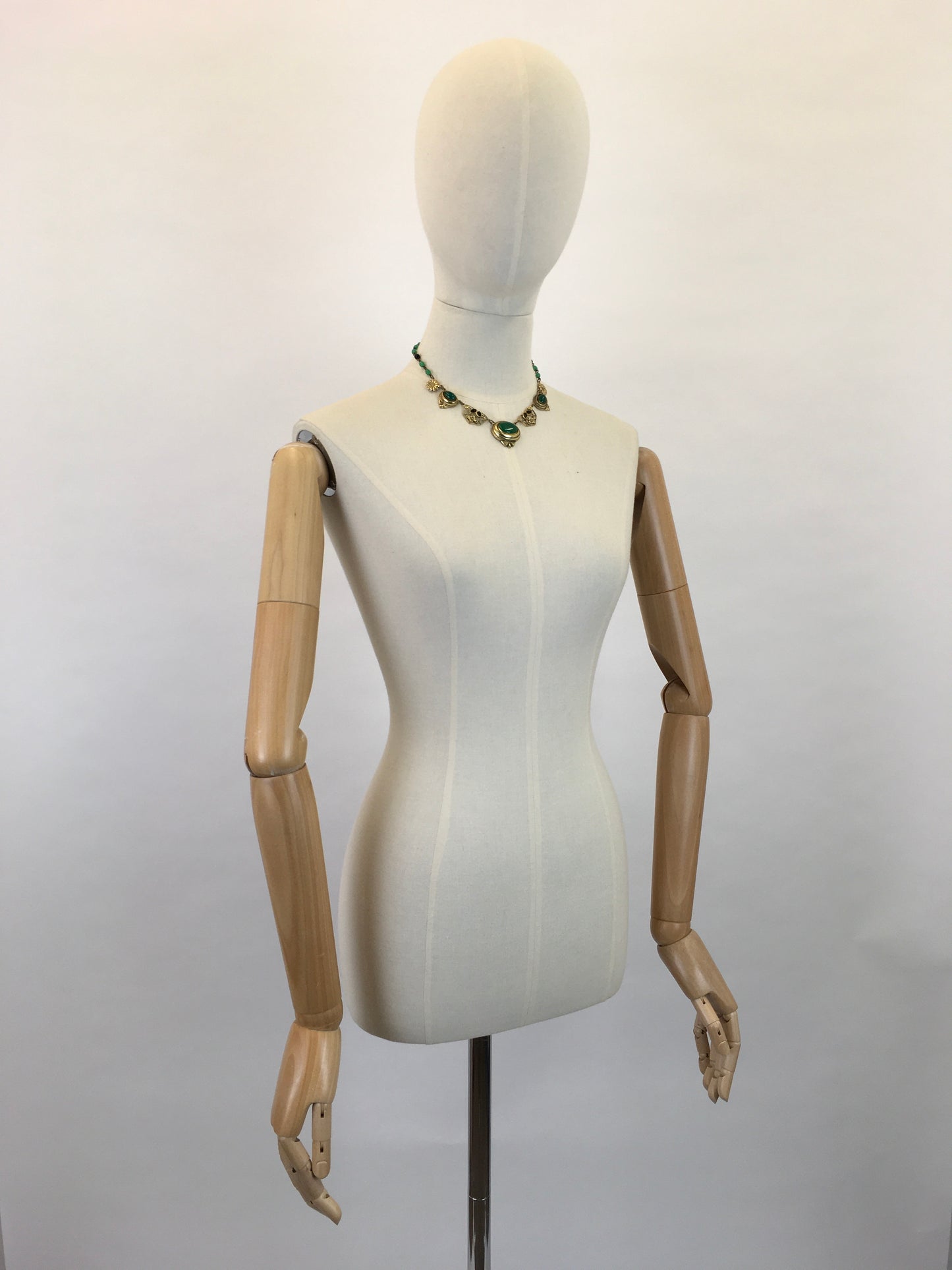 Original 1930s STUNNING Deco Necklace - Brass and Classic Deco Green Glass Beads