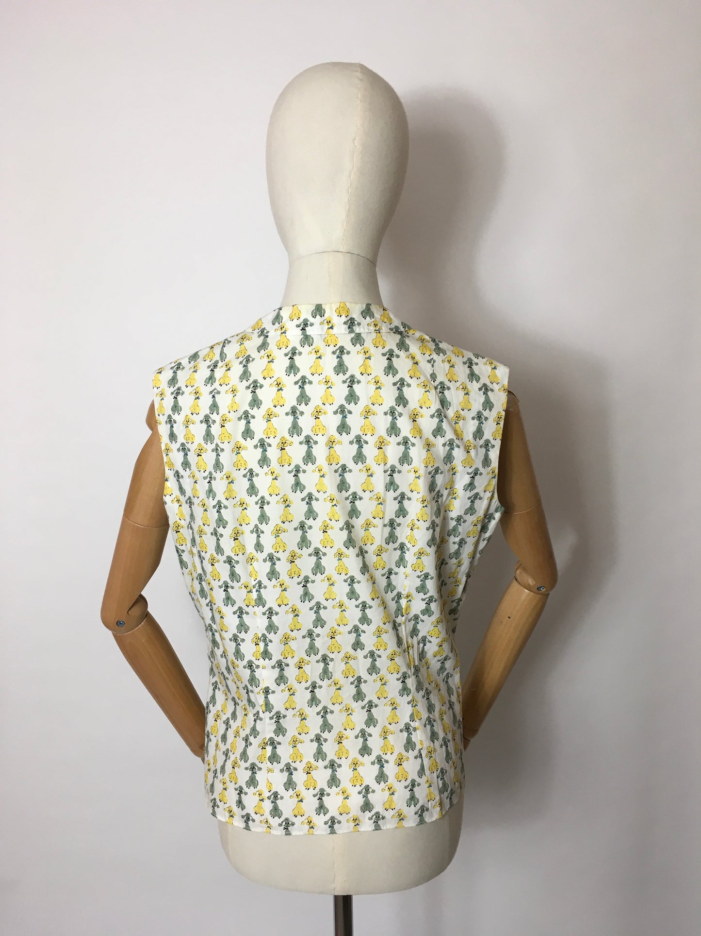 Original 1950s Cotton Day Blouse - In the Most Amazing Poodle Print and Yellow & Green Colour Combination