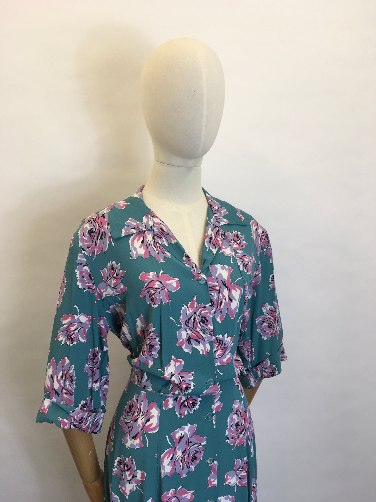 Original 1940's VOLUP Floral Rayon Dress - Beautiful Rayon in a Divine Winter Berry Colour Palette