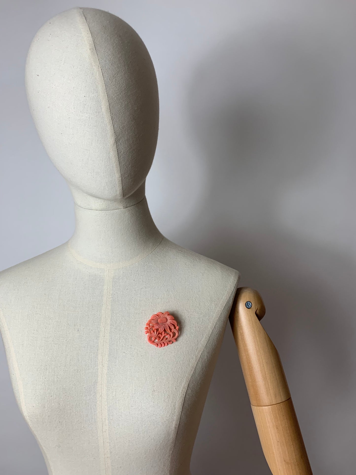 Original 1940’s Floral Brooch - In a lovely Soft Coral Colour