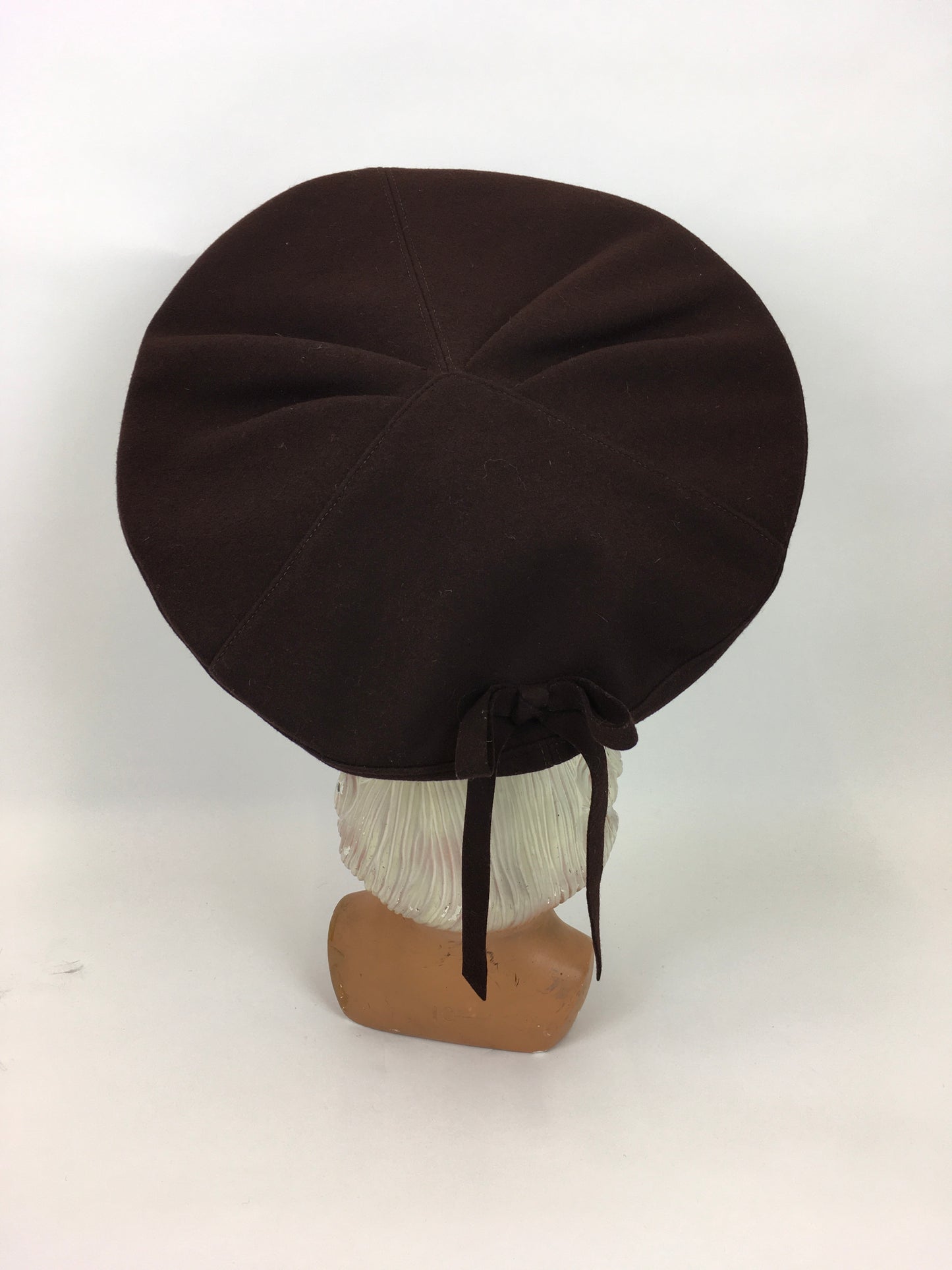 Original 1940s Warm Brown Felt Halo Hat - Made by ‘ Gimbel Brothers ‘