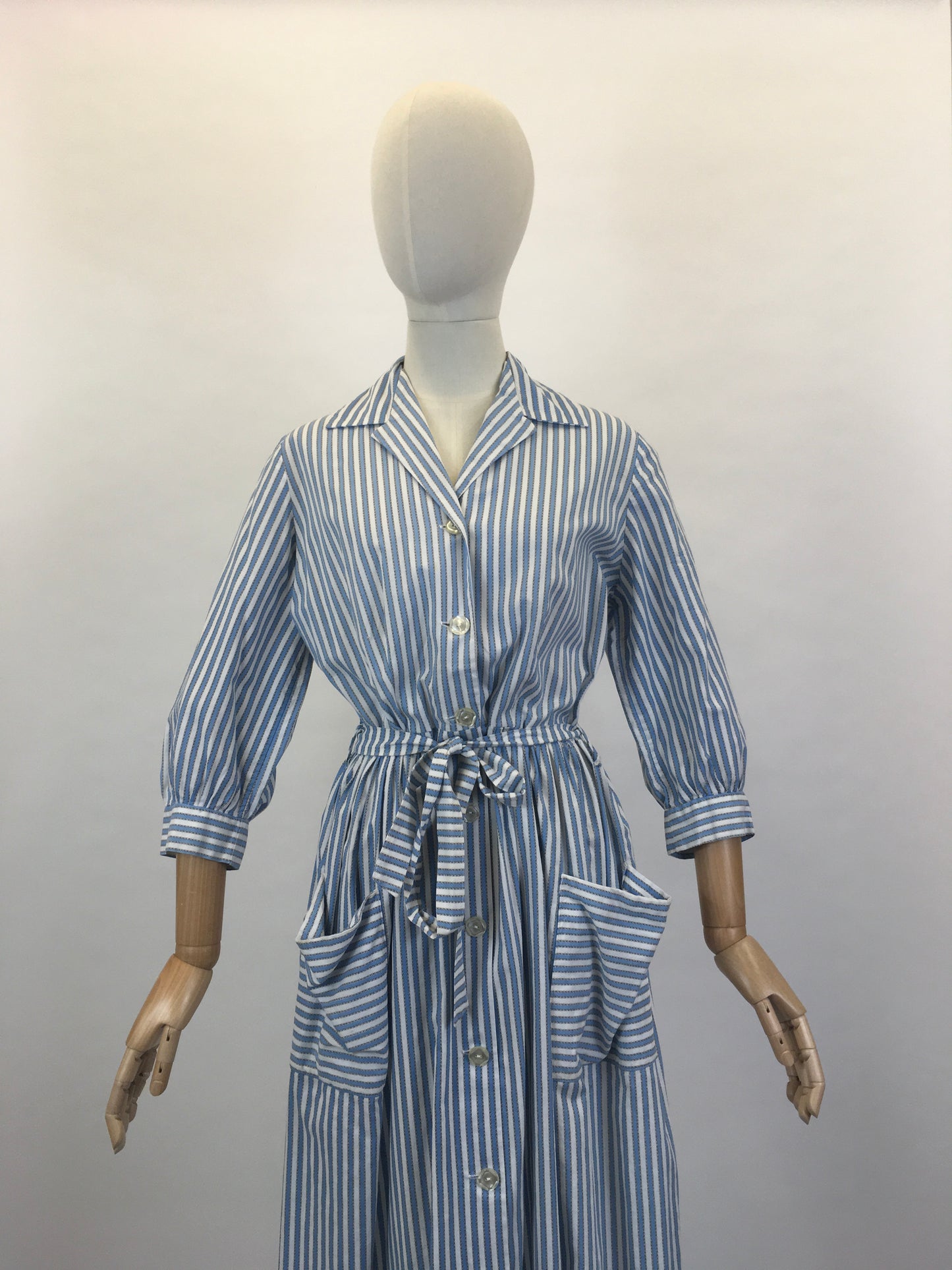 Original 1950’s Darling Blue & White Shirtwaister Dress - With A Classic 50’s Silhouette