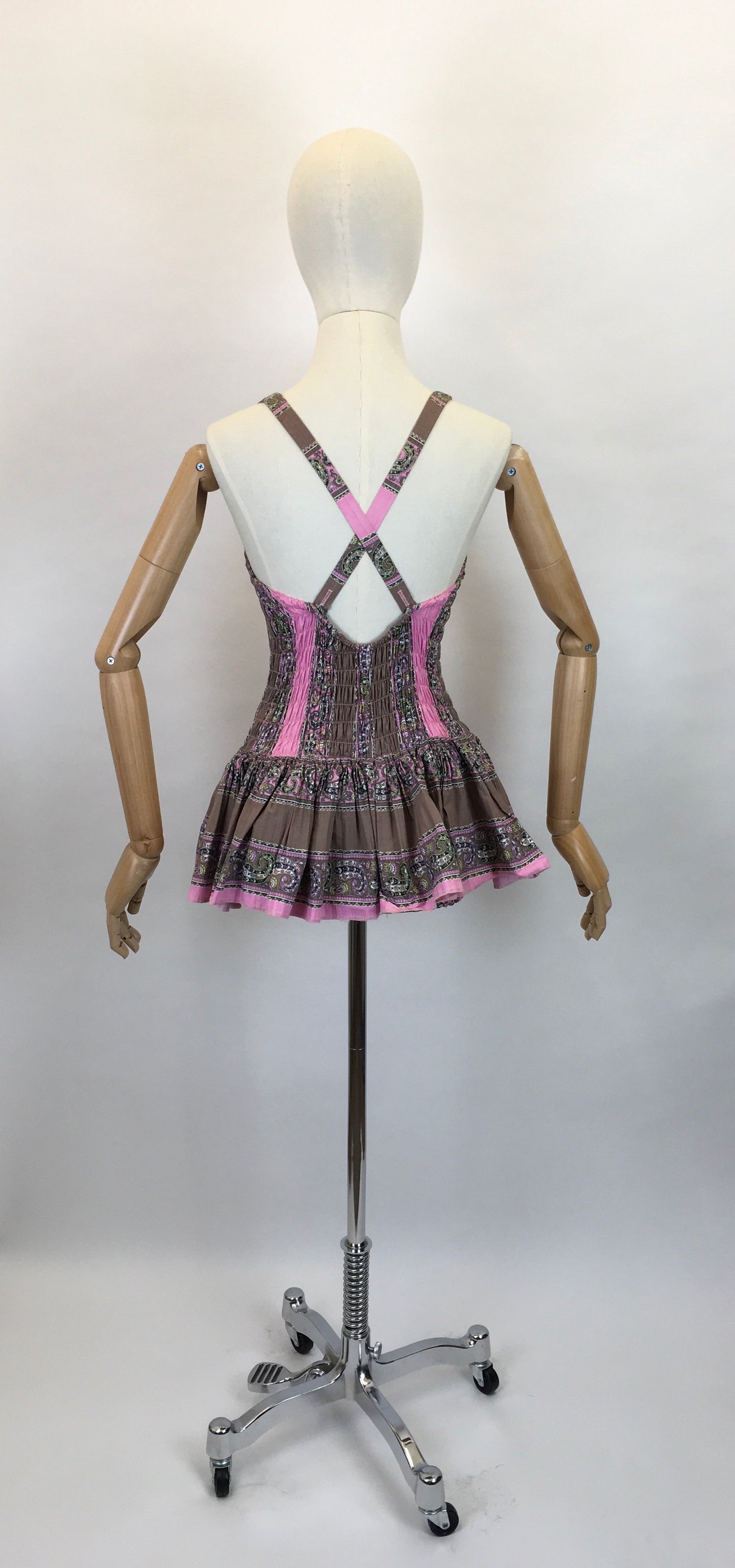 Original 1950’s ‘ Dorothy Perkins ‘ Bathing Costume - In a Lovely Colour Block and Paisley Print Cotton