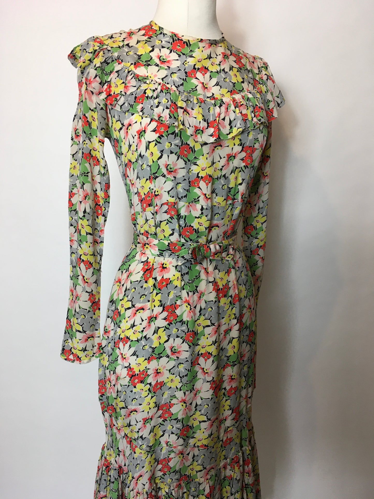 Original 1930s Darling Day Dress In English Meadow Print Selling As Is - Festival of Vintage Fashion Show Exclusive