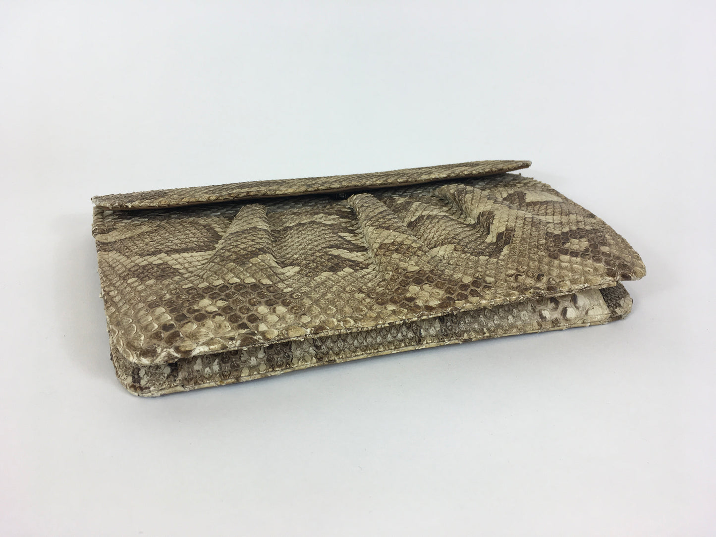 Original 1930’s Fabulous Snakeskin Clutch Handbag - With Beautiful Detailing