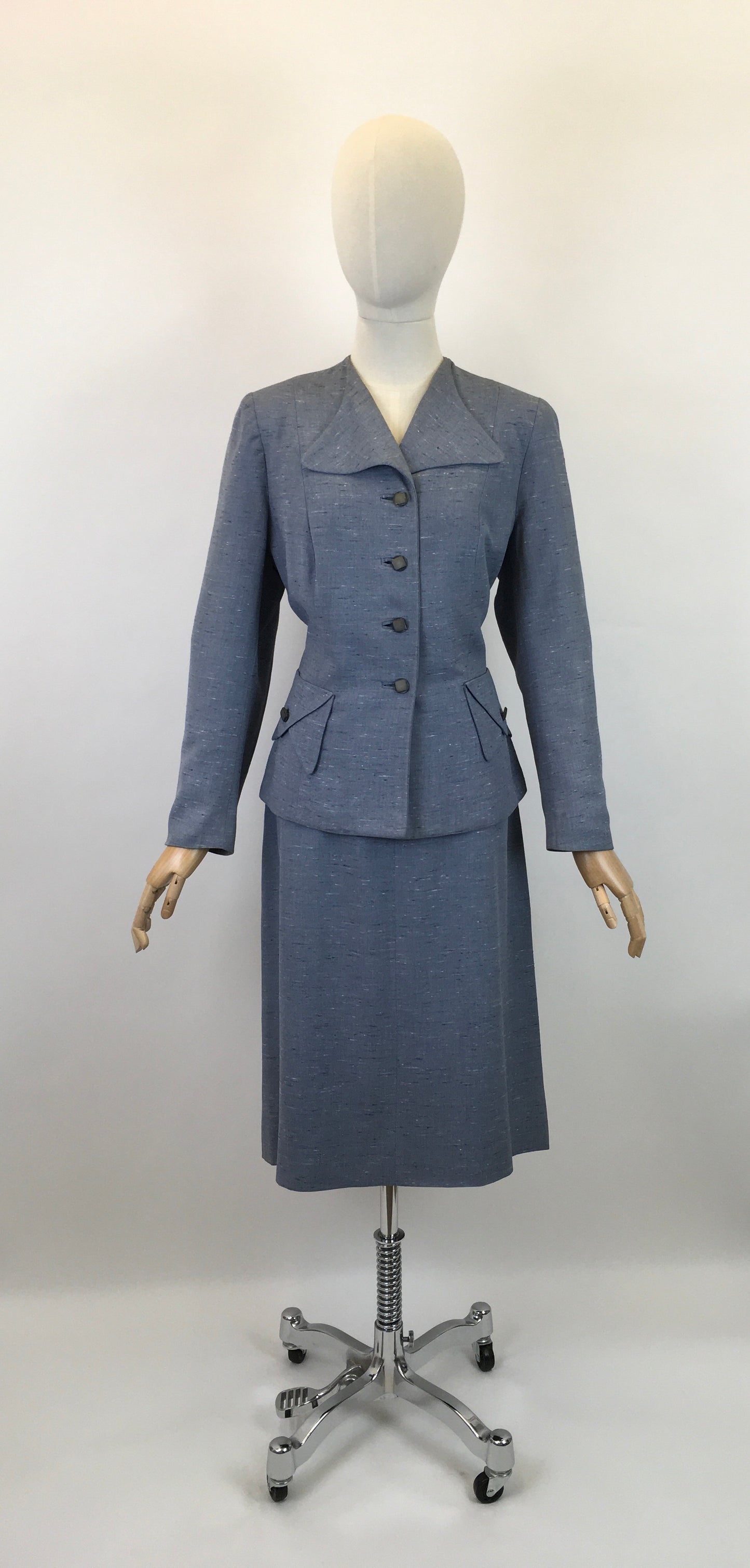 Original Late 1940’s early 1950’s Atomic Fleck 2pc Suit - In a Lovely Powdered Blue
