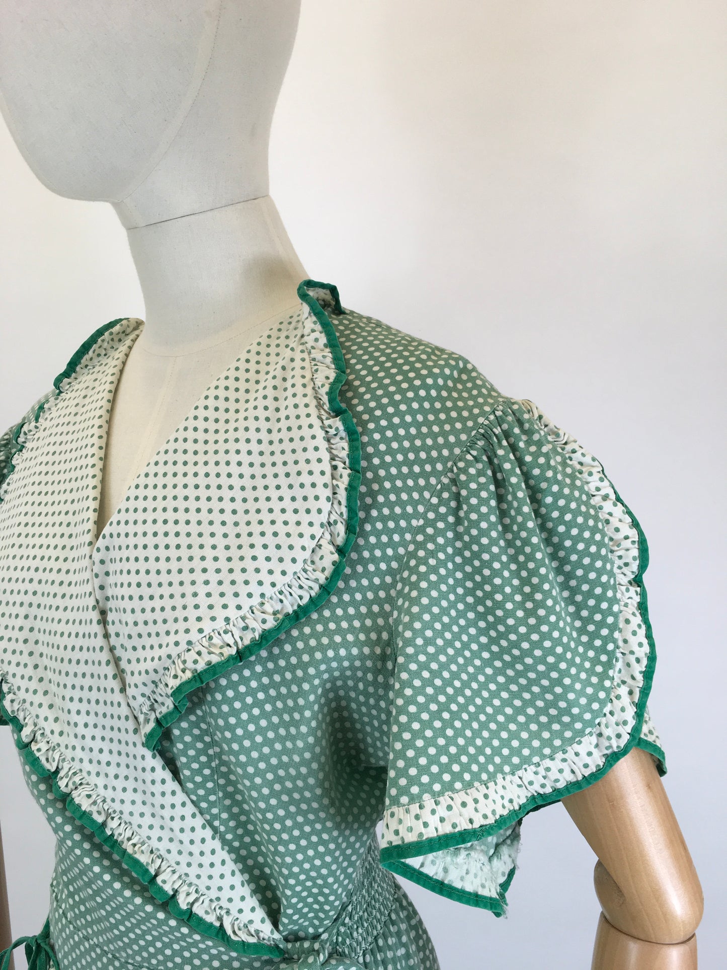 Original 1940’s SENSATIONAL Wrap House Dress - In A Fabulous Green & White Polka Dot