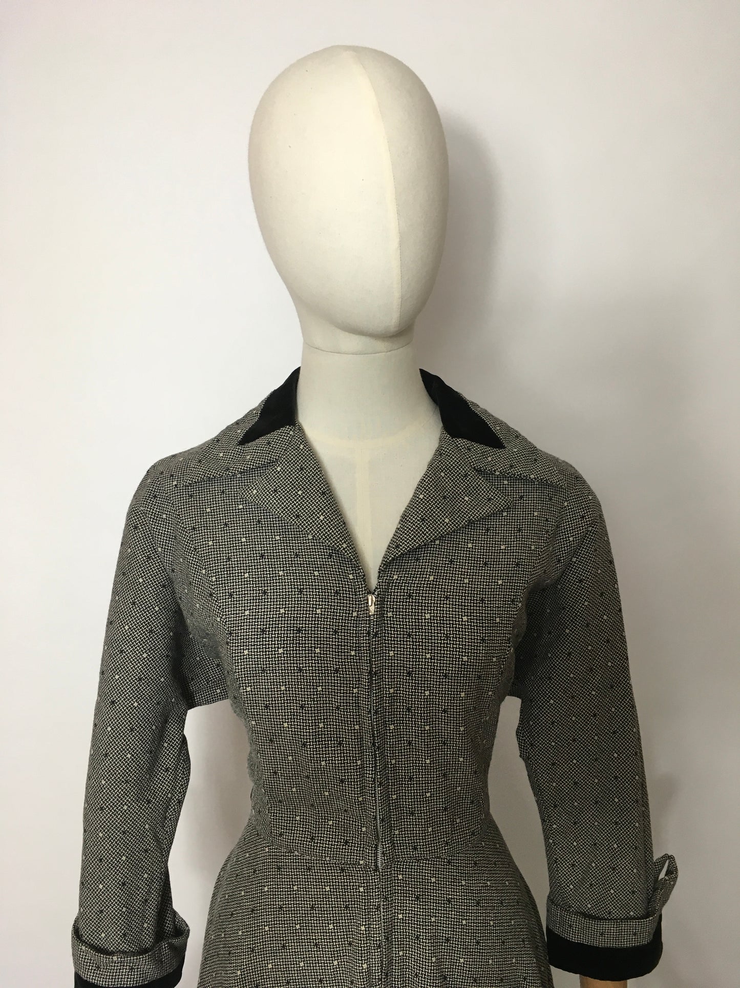 Original late 1940’s early 1950s ‘ Peggy Page ‘ Dress - Stunning Velvet Trim Detailing