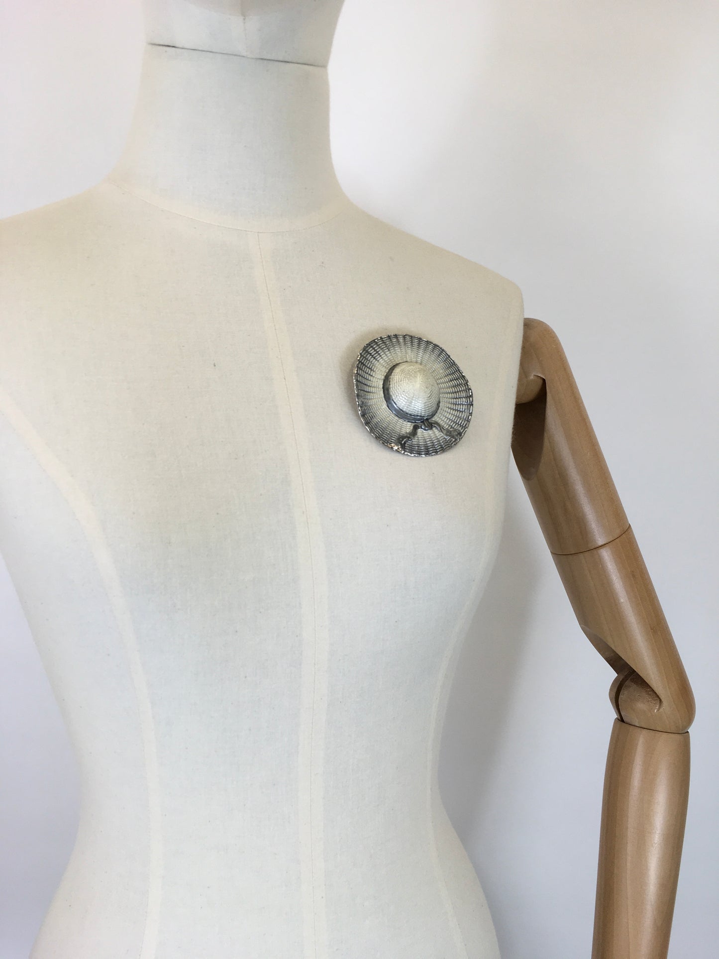 Original 1940’s Large Grey Hat Brooch - With Beautiful Detailing