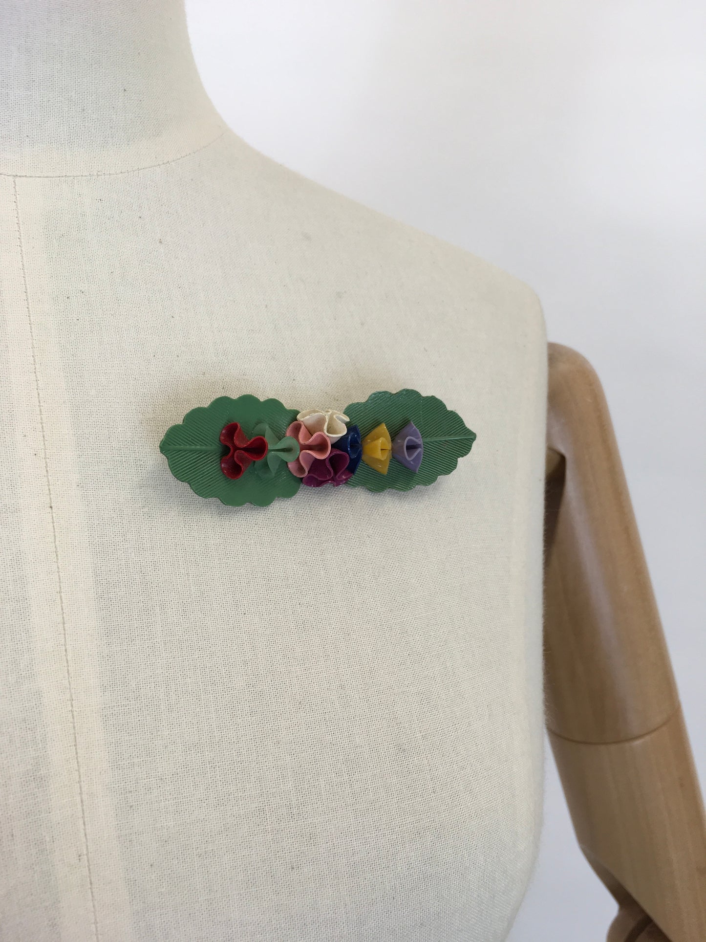 Original 1940’s Make do and Mend Early Plastic Brooch - War Time Pallet of An English Cottage Garden