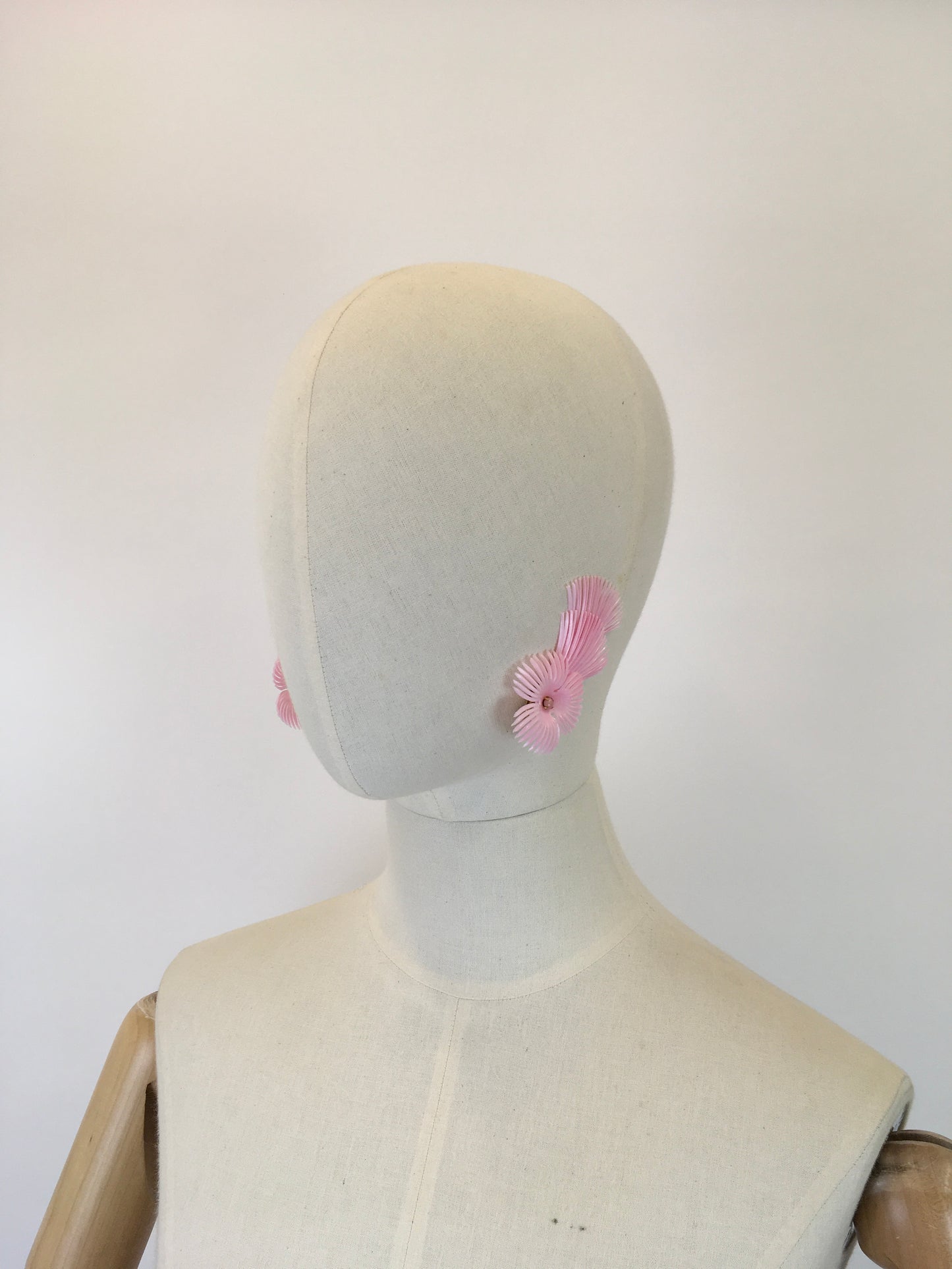 Original 1950’s Plastic Climber Clip on Earrings - In Bubblegum Pink