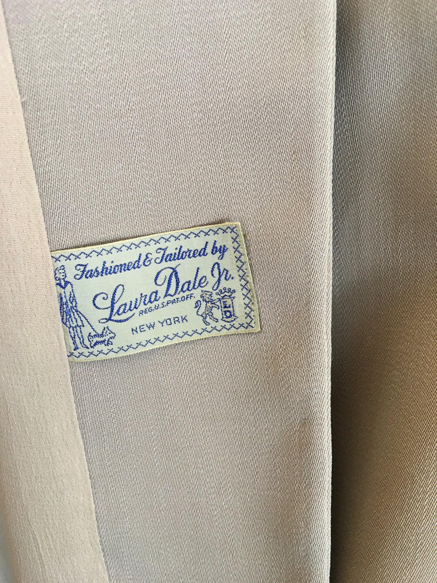 Original 1940s American Edge to Edge Swing Jacket - In a Lovely Warm Taupe