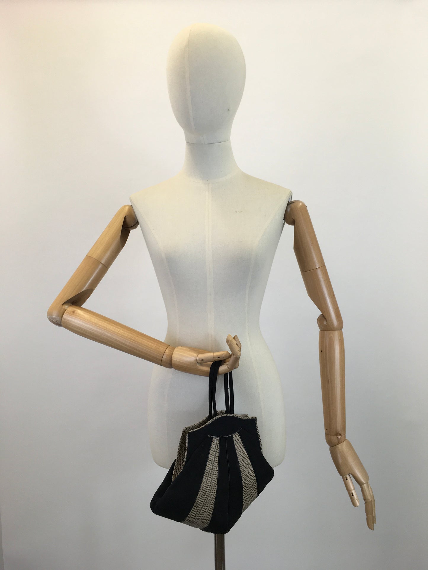 Original Exquisite 1930's Fan Shaped Handbag - ' Tiffanell Bags Of Beauty'